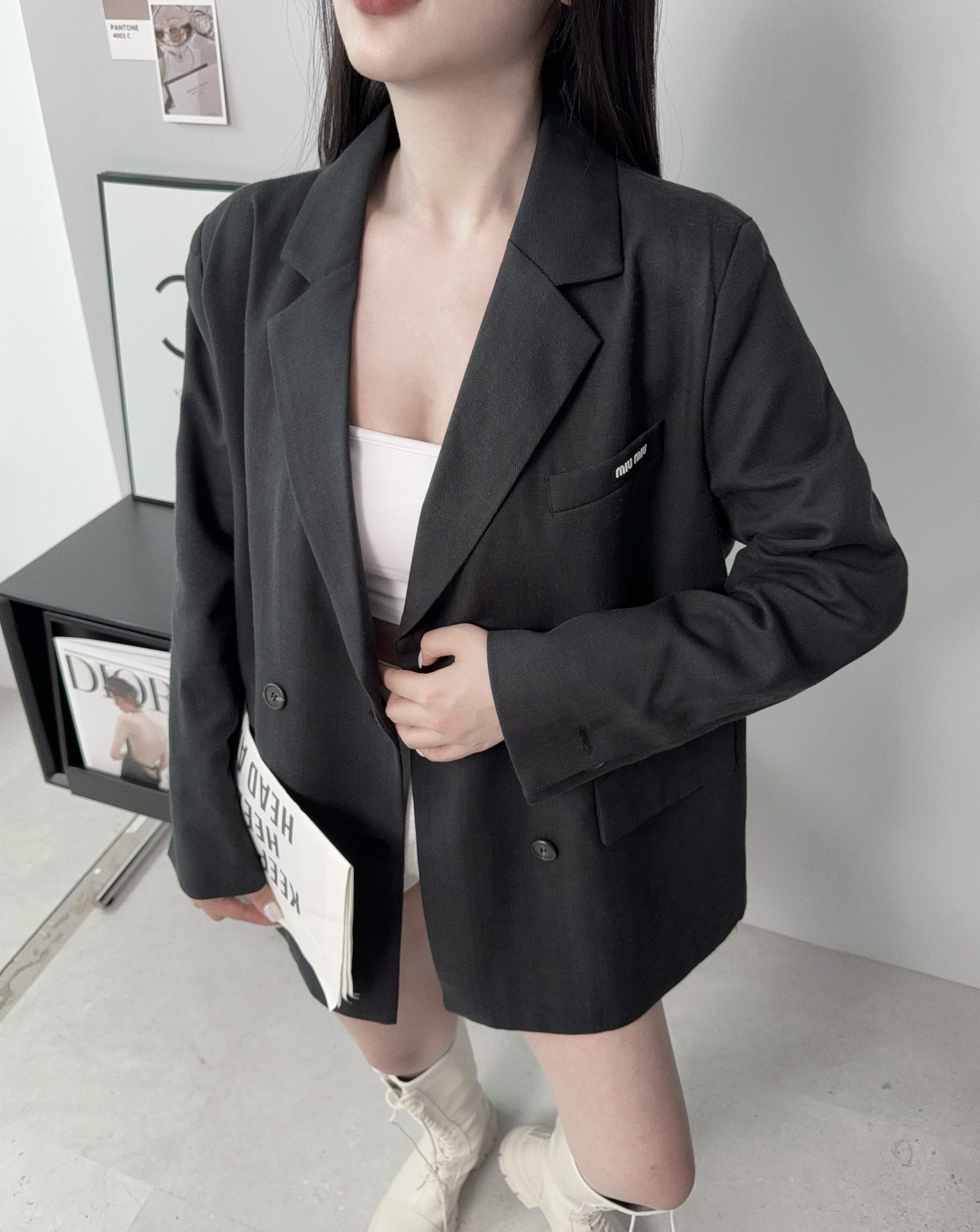 2609『選品』miumiu字母標籤西裝外套 (4)