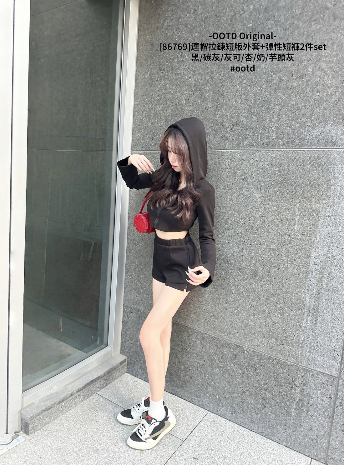 [86769]連帽拉鍊短版外套+彈性短褲2件set (12)