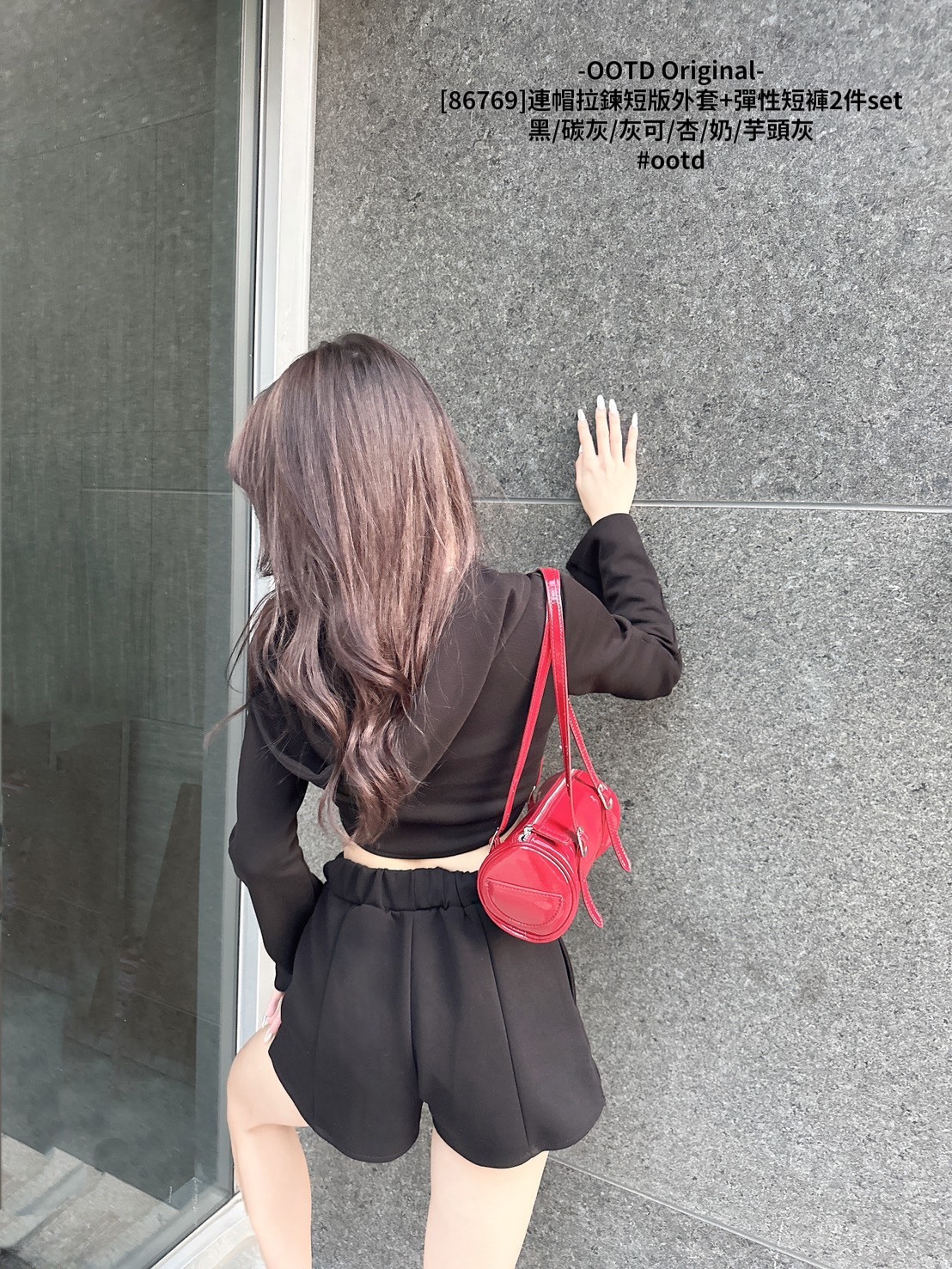 [86769]連帽拉鍊短版外套+彈性短褲2件set (11)