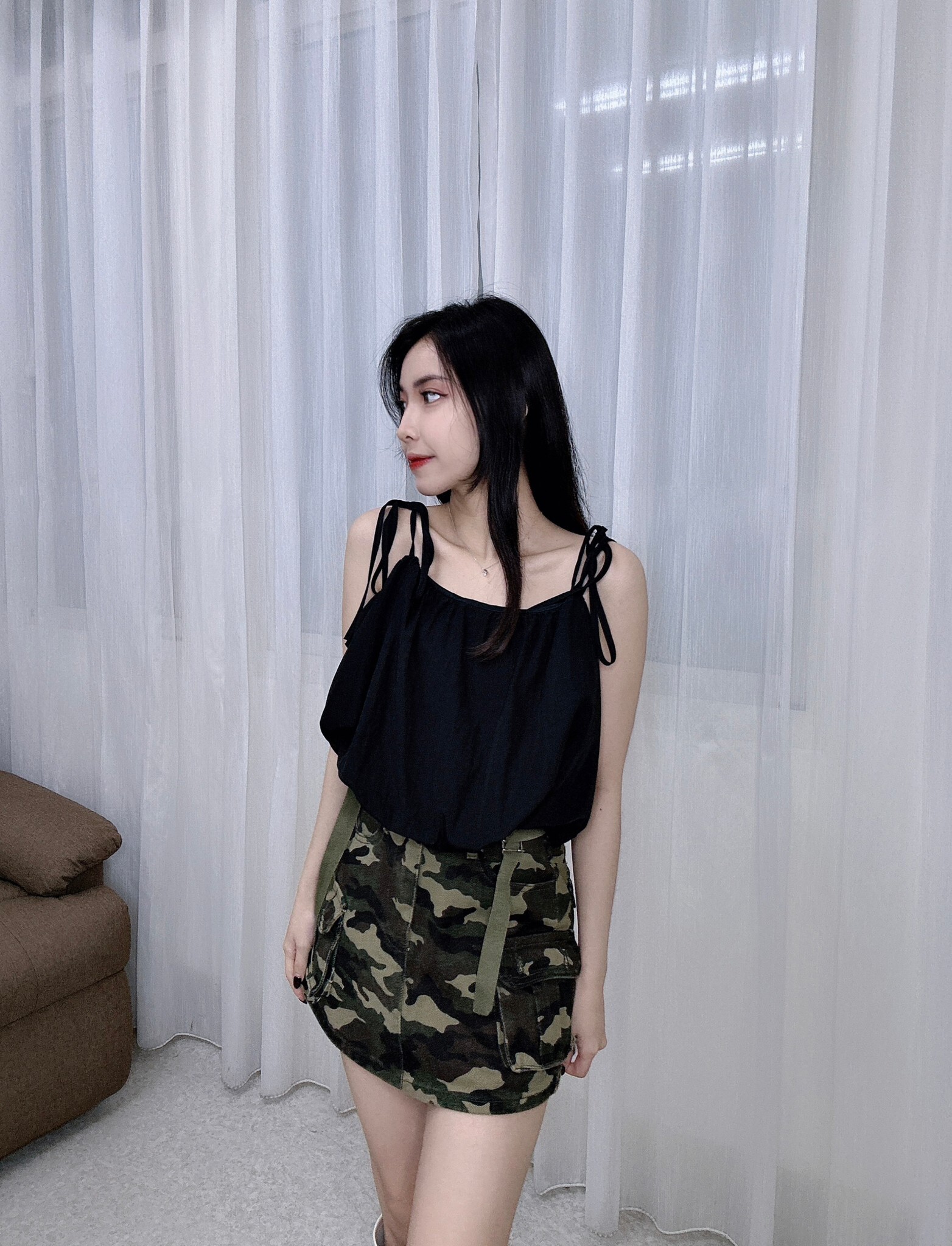 182滑料肩綁結背心