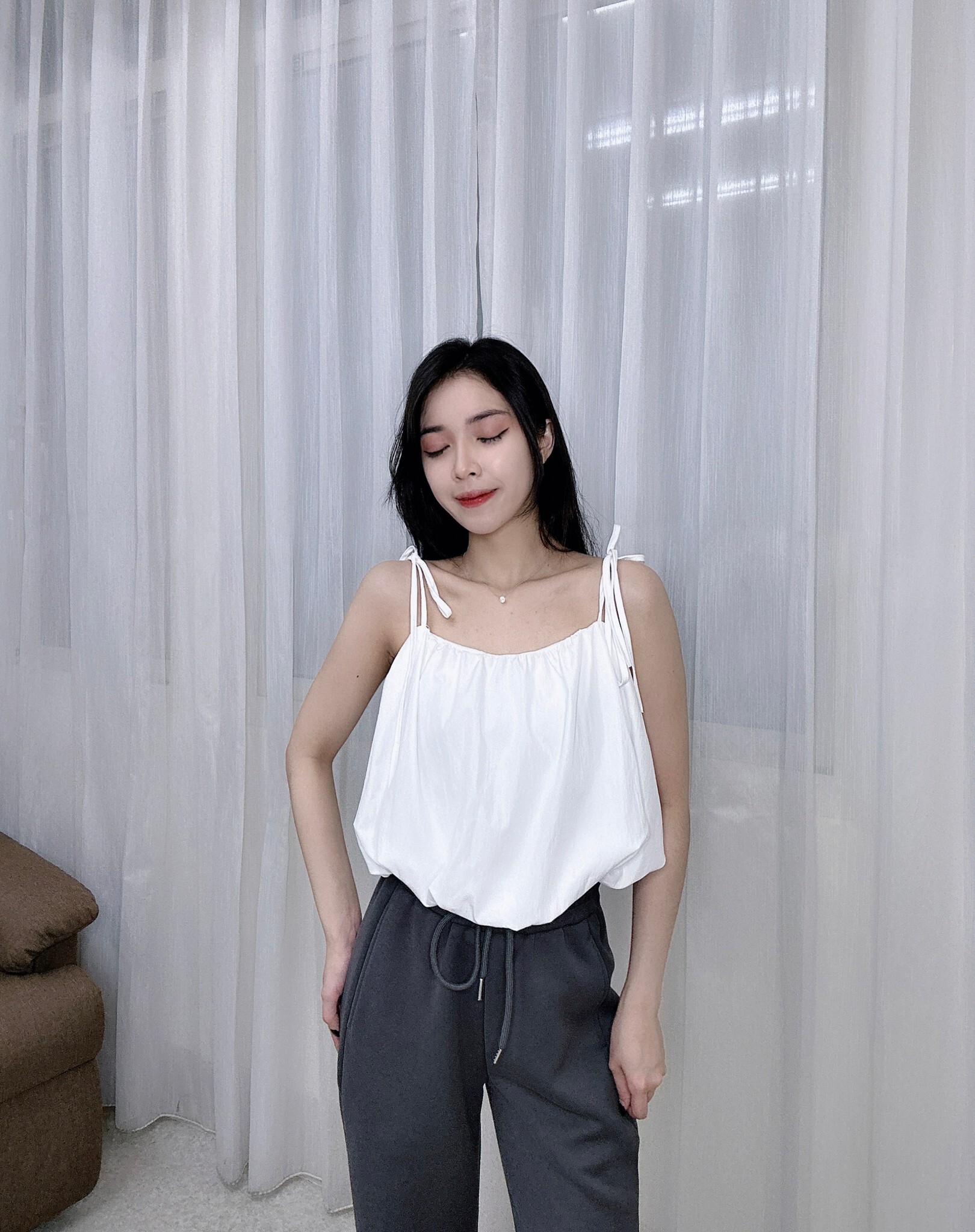 182滑料肩綁結背心 (2)