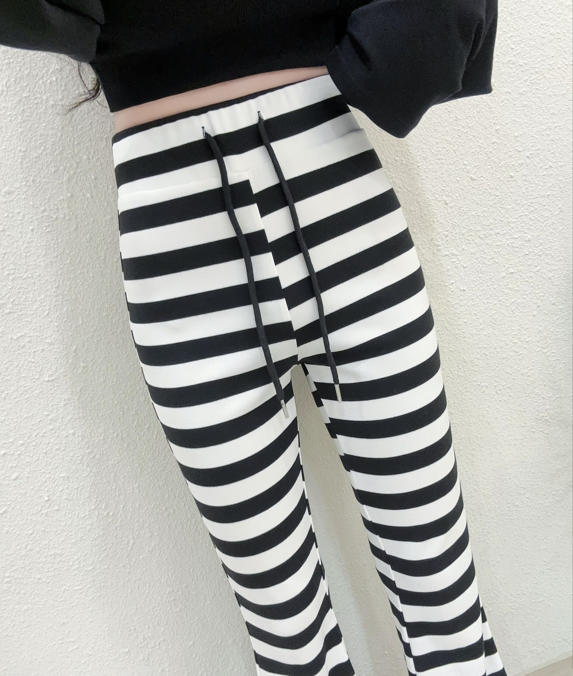 8909韓系激瘦配色粗條棉喇叭褲