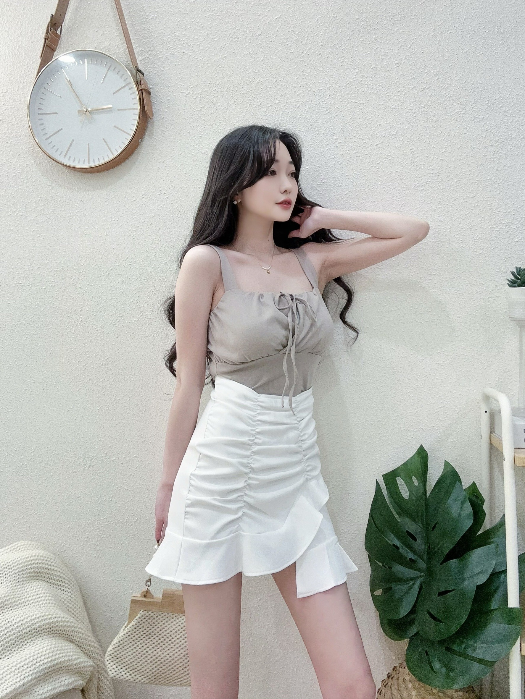 2001甜美寬肩綁帶罩杯短版背心 芋卡白黑 (2)