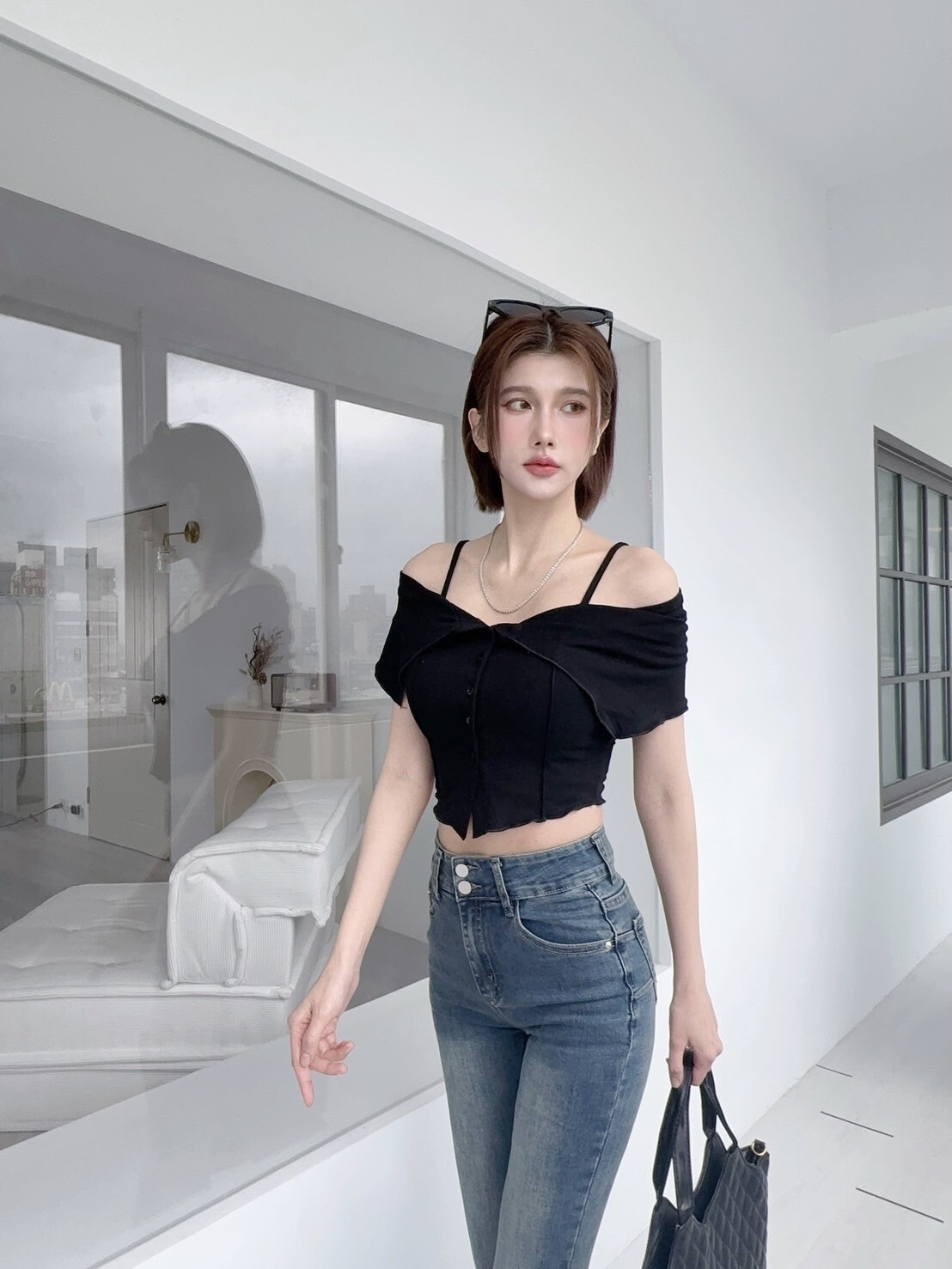 2110 𝓛𝓪𝓭𝔂𝓰𝓸細肩大翻領排扣上衣 (2)