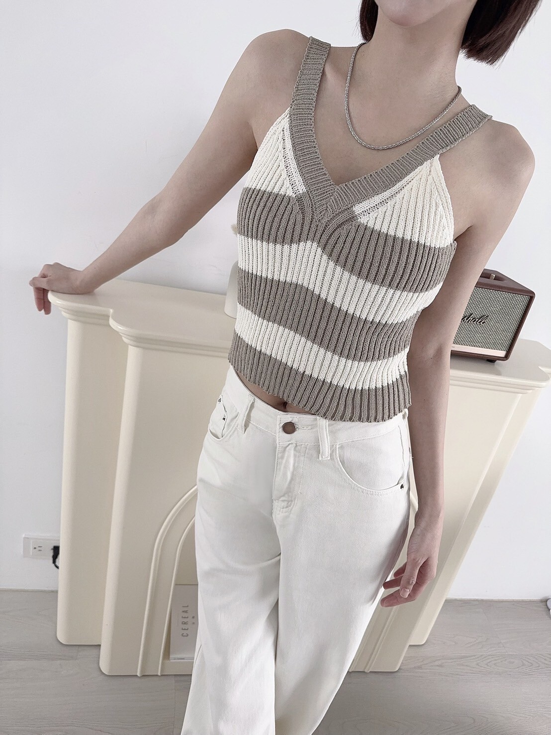 22712 𝓛𝓪𝓭𝔂𝓰𝓸條文針織V領背心 (3)