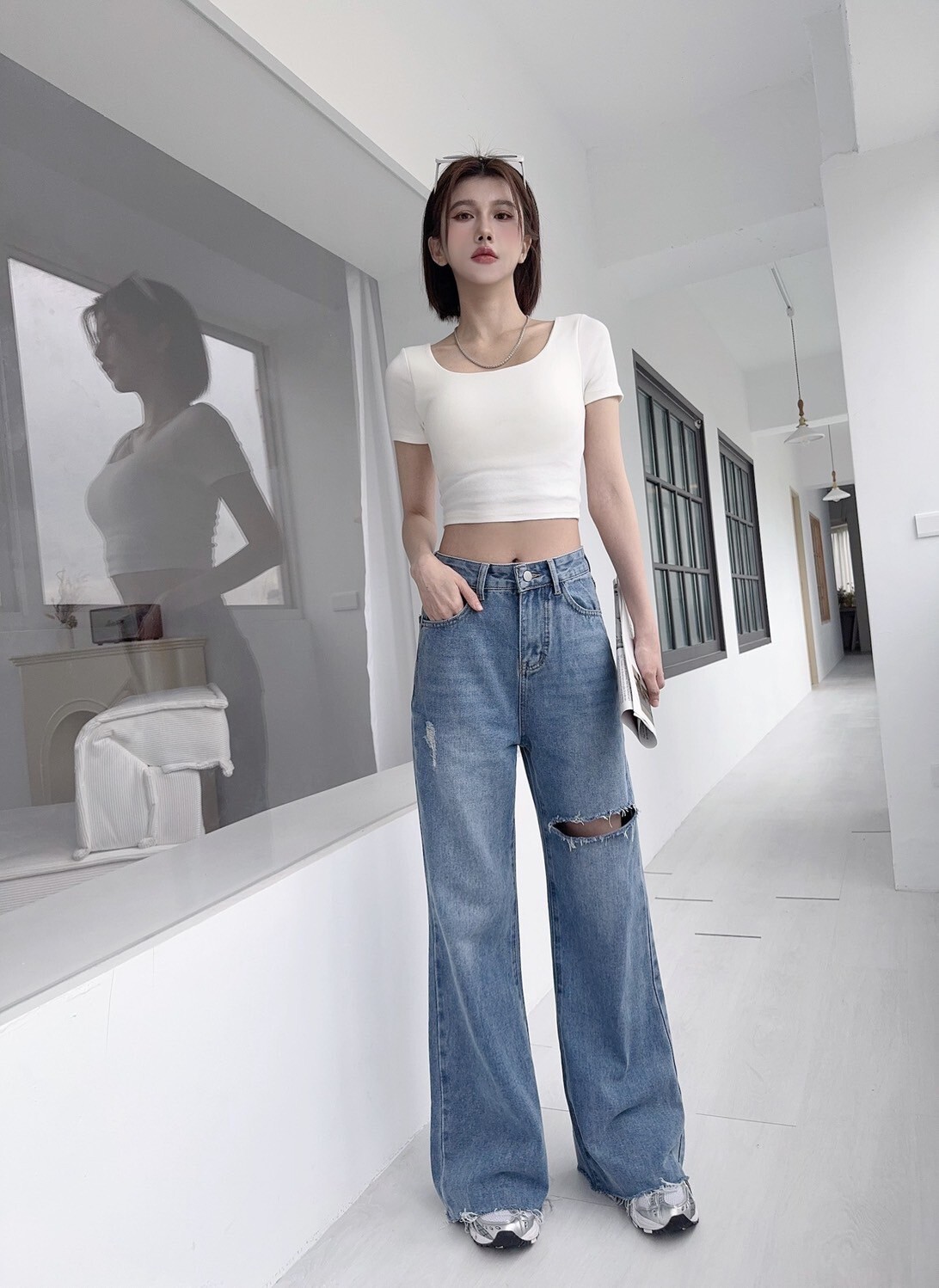 8572 𝓛𝓪𝓭𝔂𝓰𝓸個性割破水洗抽鬚牛仔寬褲 (5)