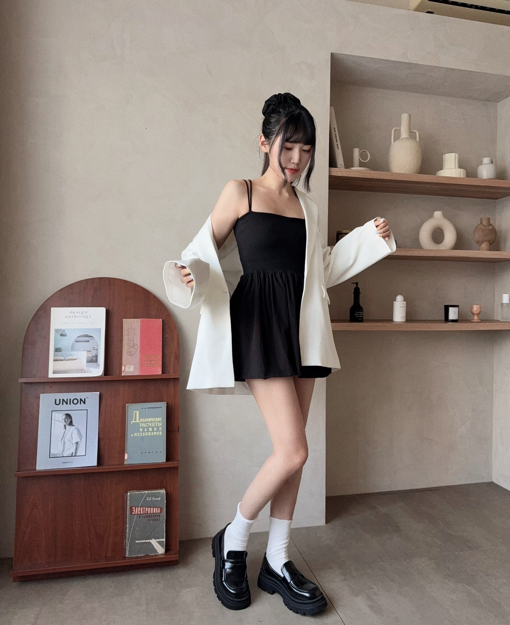 2818『選品』法式美背連身花苞短褲 (2)