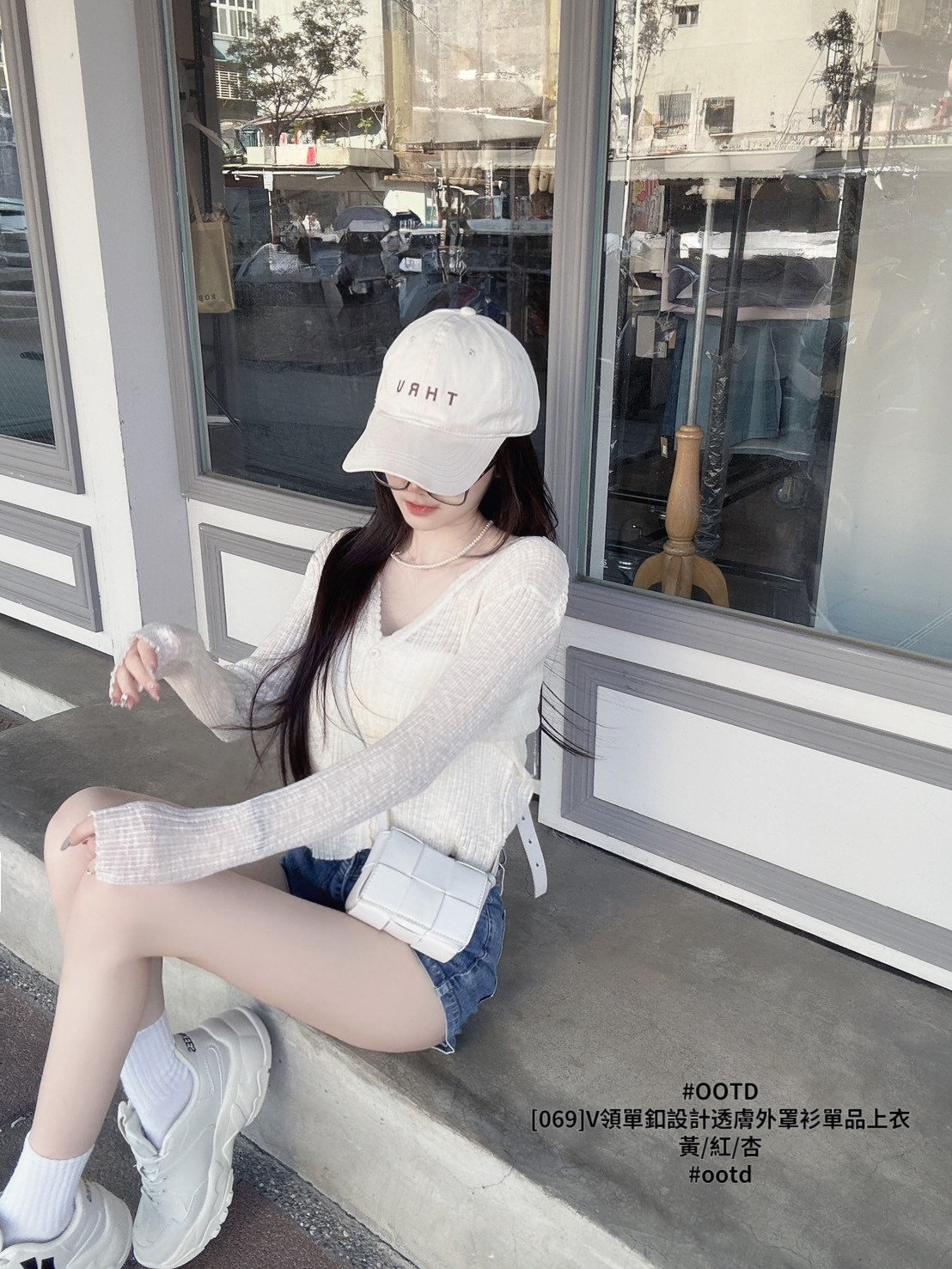 [069]V領單釦設計透膚外罩衫單品上衣 (6)