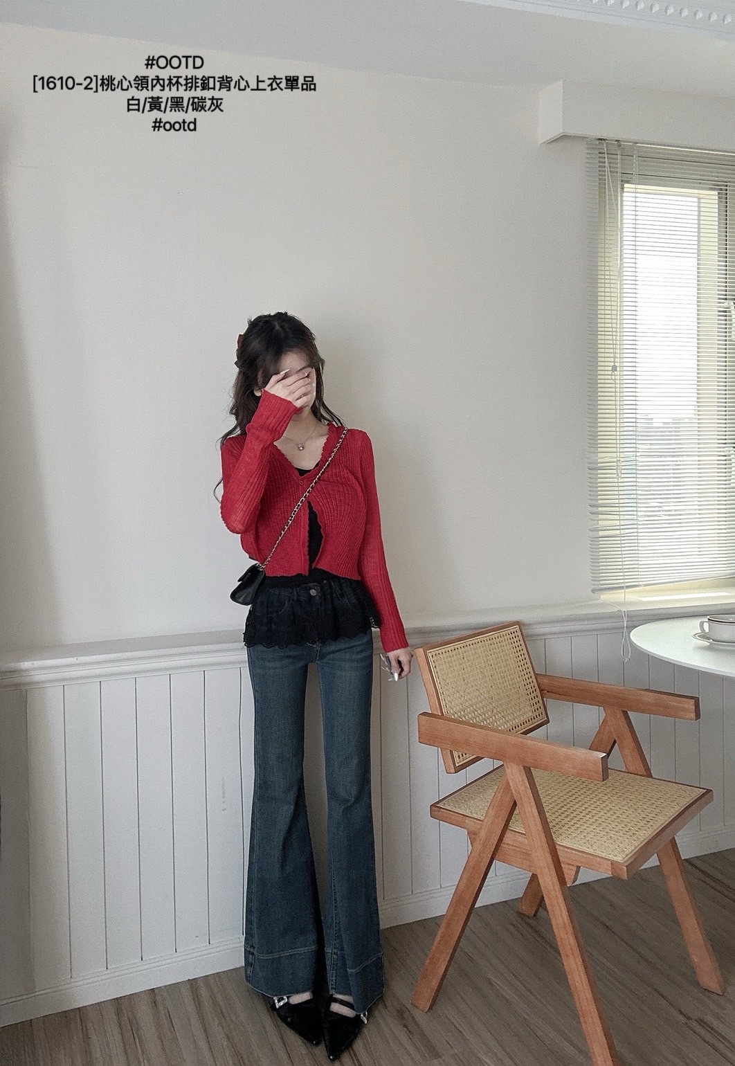 [3685]韓系時尚穿搭｜細肩彈性拼接蕾絲上衣單品 (5)