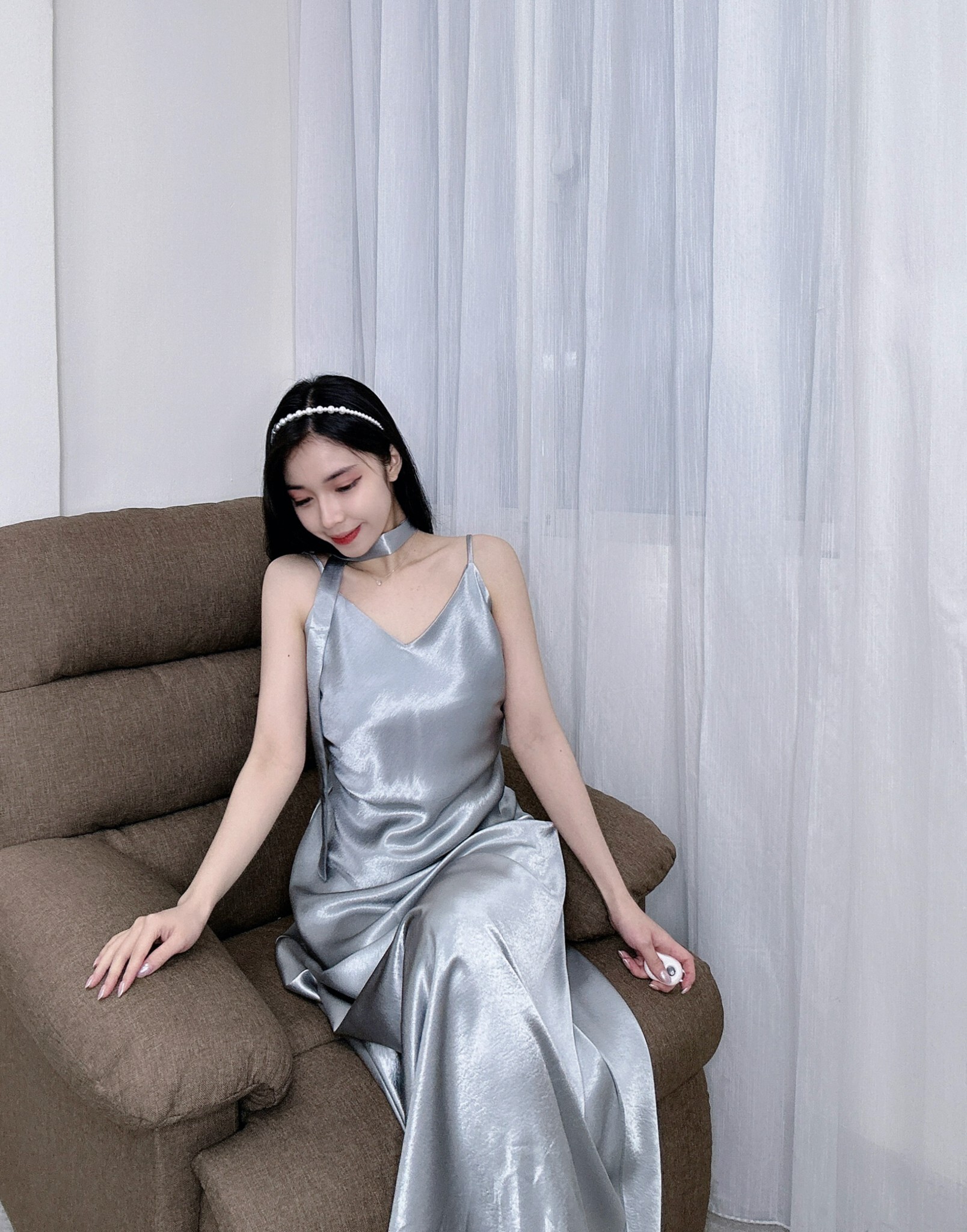 10089肩可調滑料緞面長洋 (2)