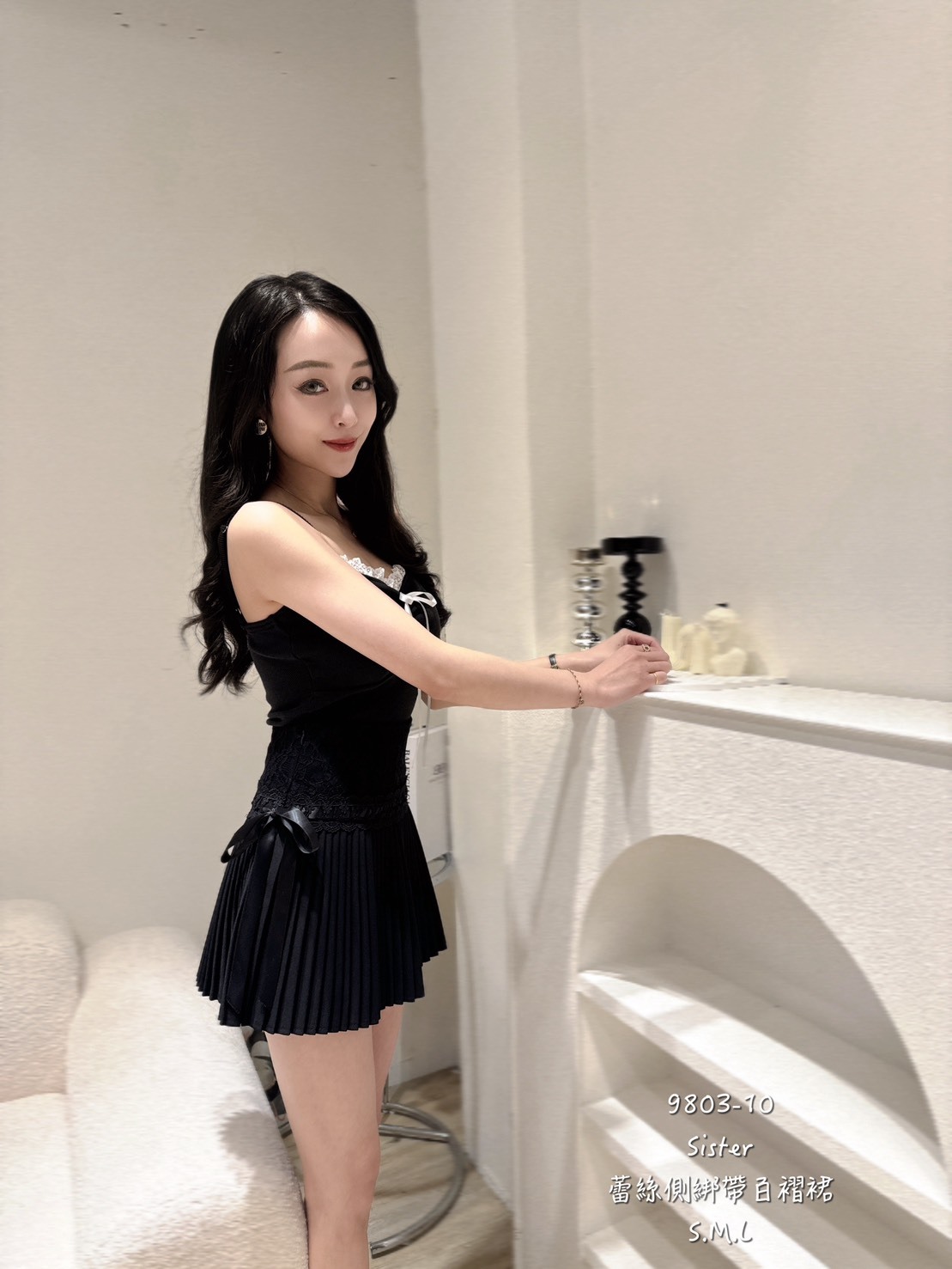 9803-10蕾絲側綁帶百摺裙