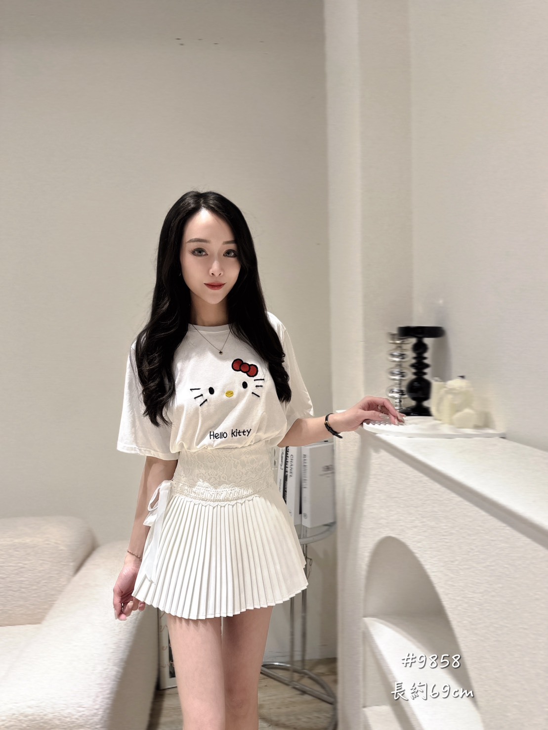 9858三麗鷗家族刺繡短T (2)