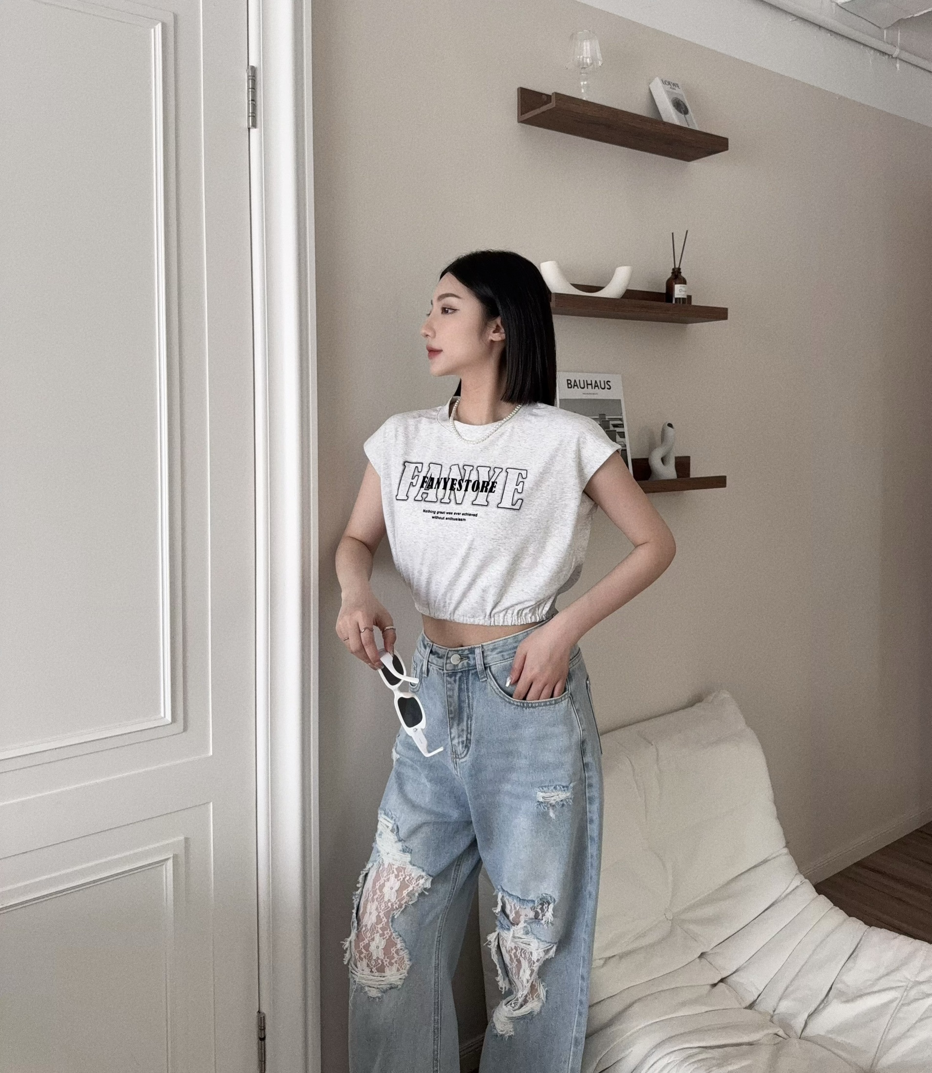 8910-6 『選品』百搭短版字母縮口T