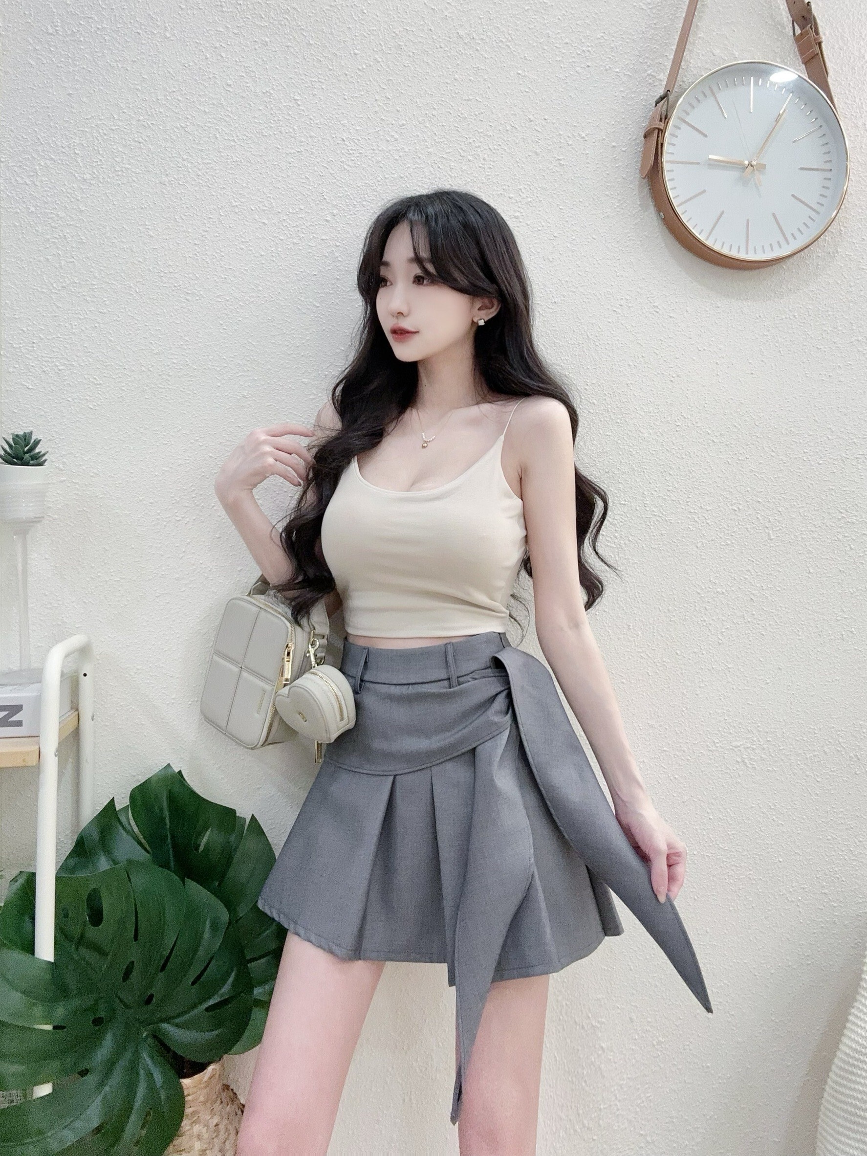 2095包色款線肩後扭結罩杯背心 (3)