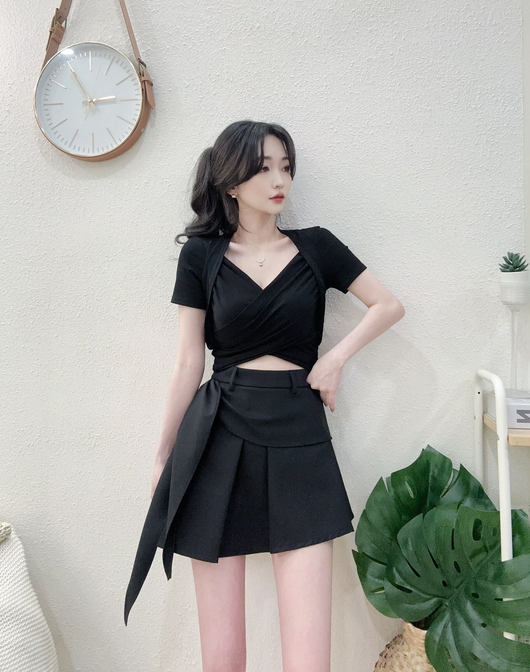 9691造型綁帶壓折斜擺西裝褲裙 (3)