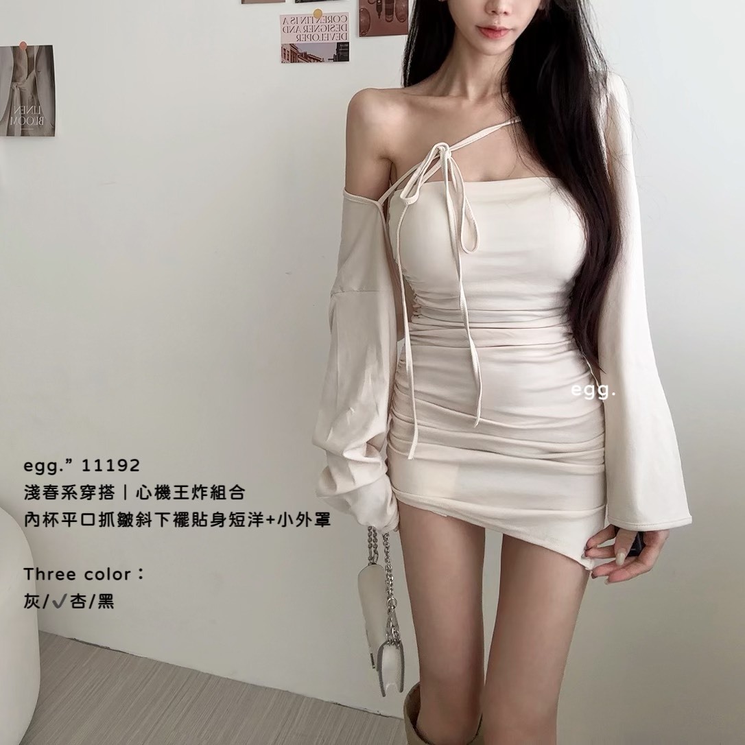 11192淺春系穿搭｜心機王炸組合內杯平口抓皺斜下襬貼身短洋+小外罩 (4)
