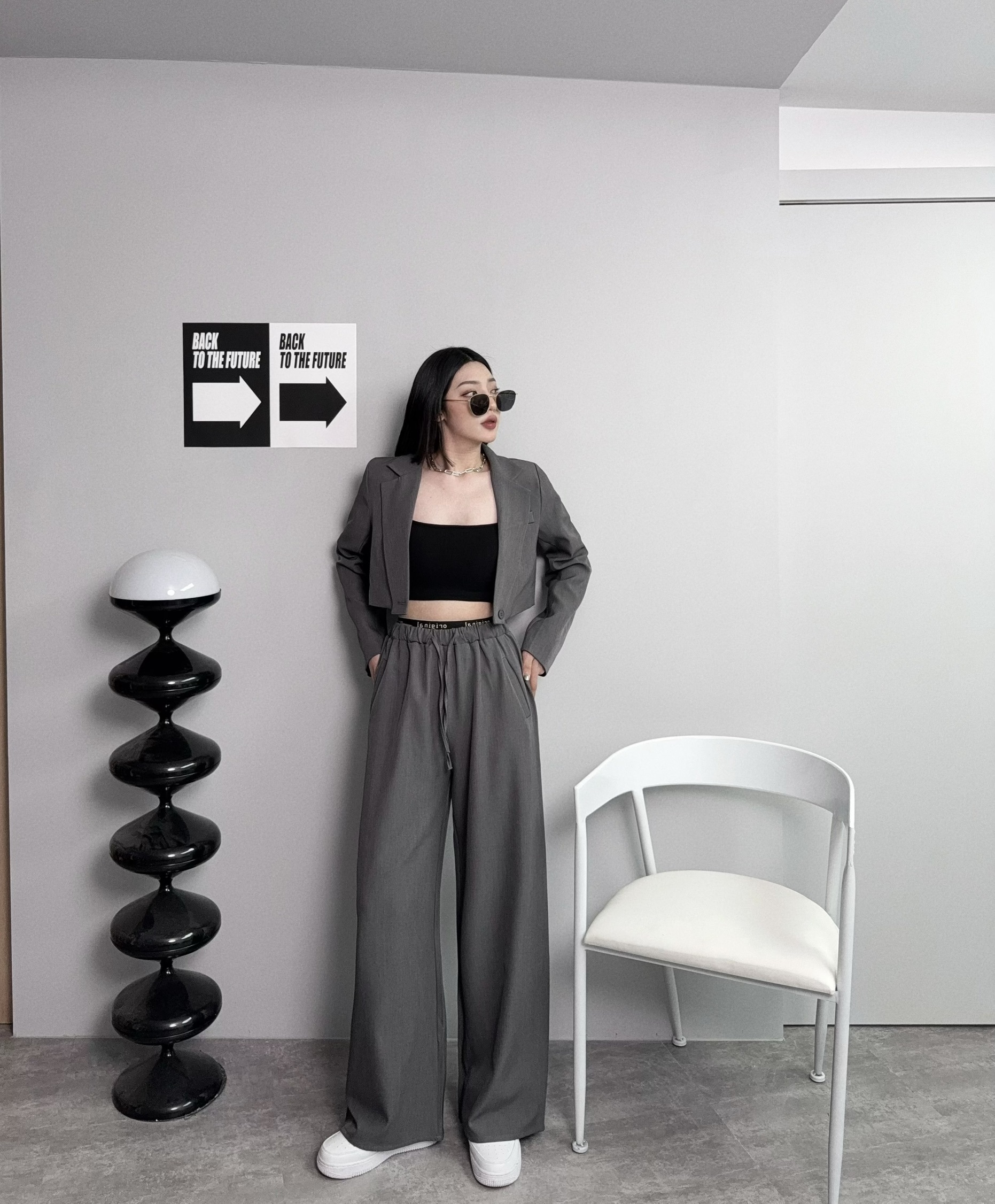 5458『訂製款』歐美短版西外+字母橡筋長褲 (2)