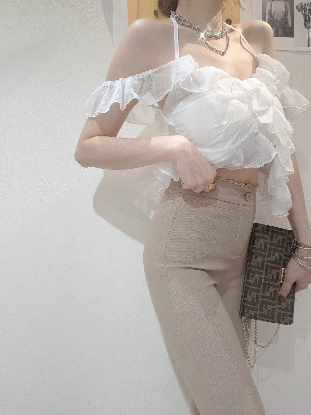 #9926蕾絲小花邊西料微喇褲