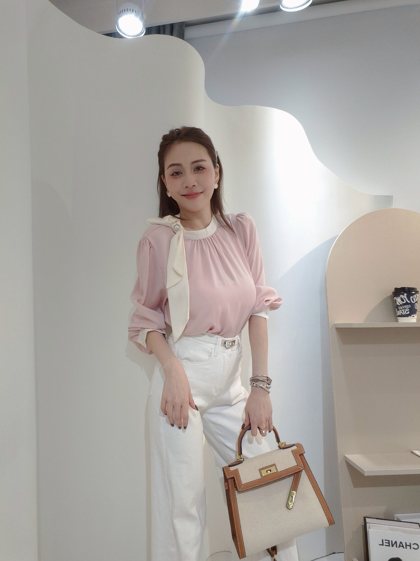 ｜202504011｜🔍上衣系列#652真絲撞色領結衫 (4)