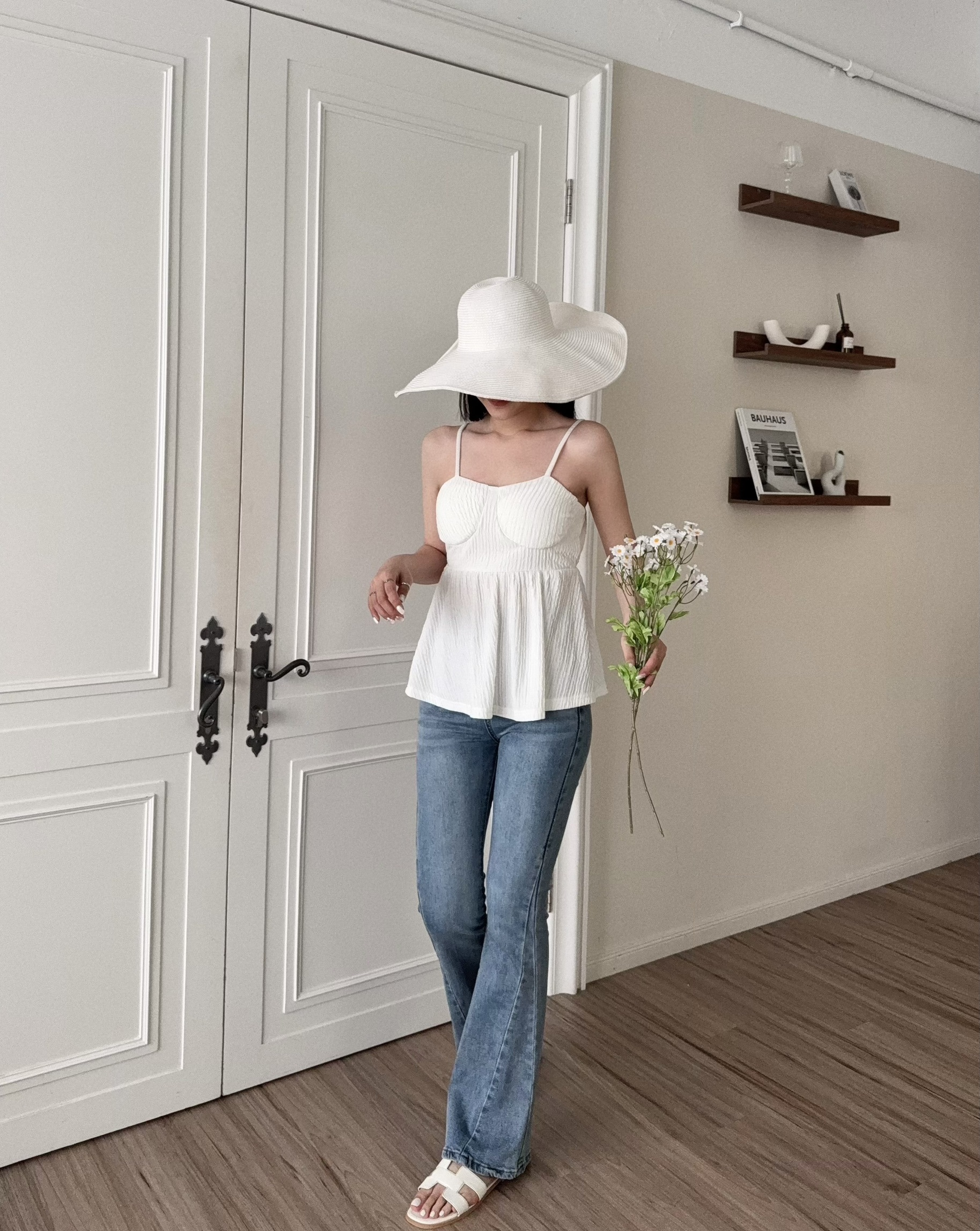 2788『選品』氣質細肩傘擺背心