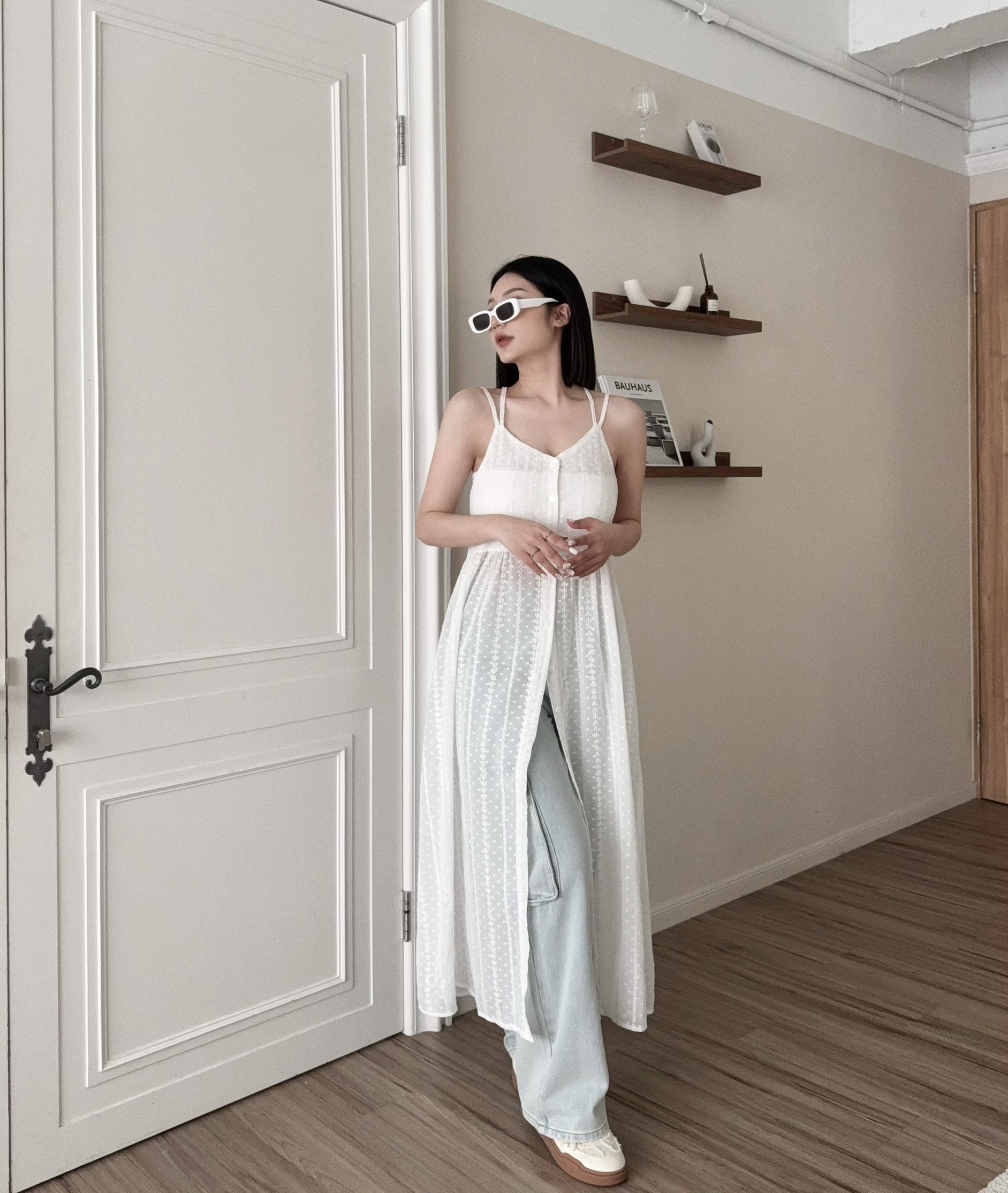 #2077『選品』韓系美背排釦外罩長洋