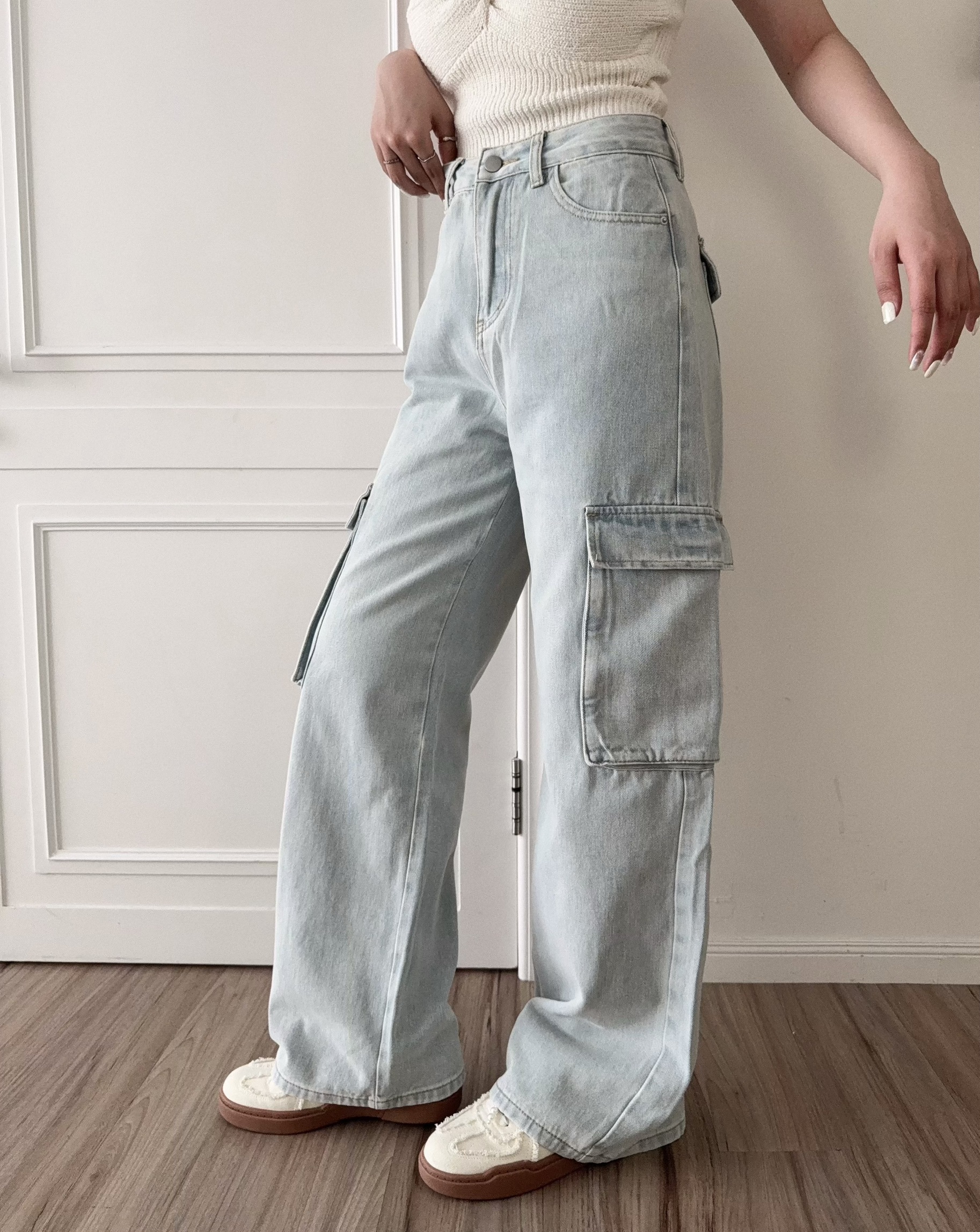 #8726『選品』工裝寬鬆淺色牛仔長褲 (2)