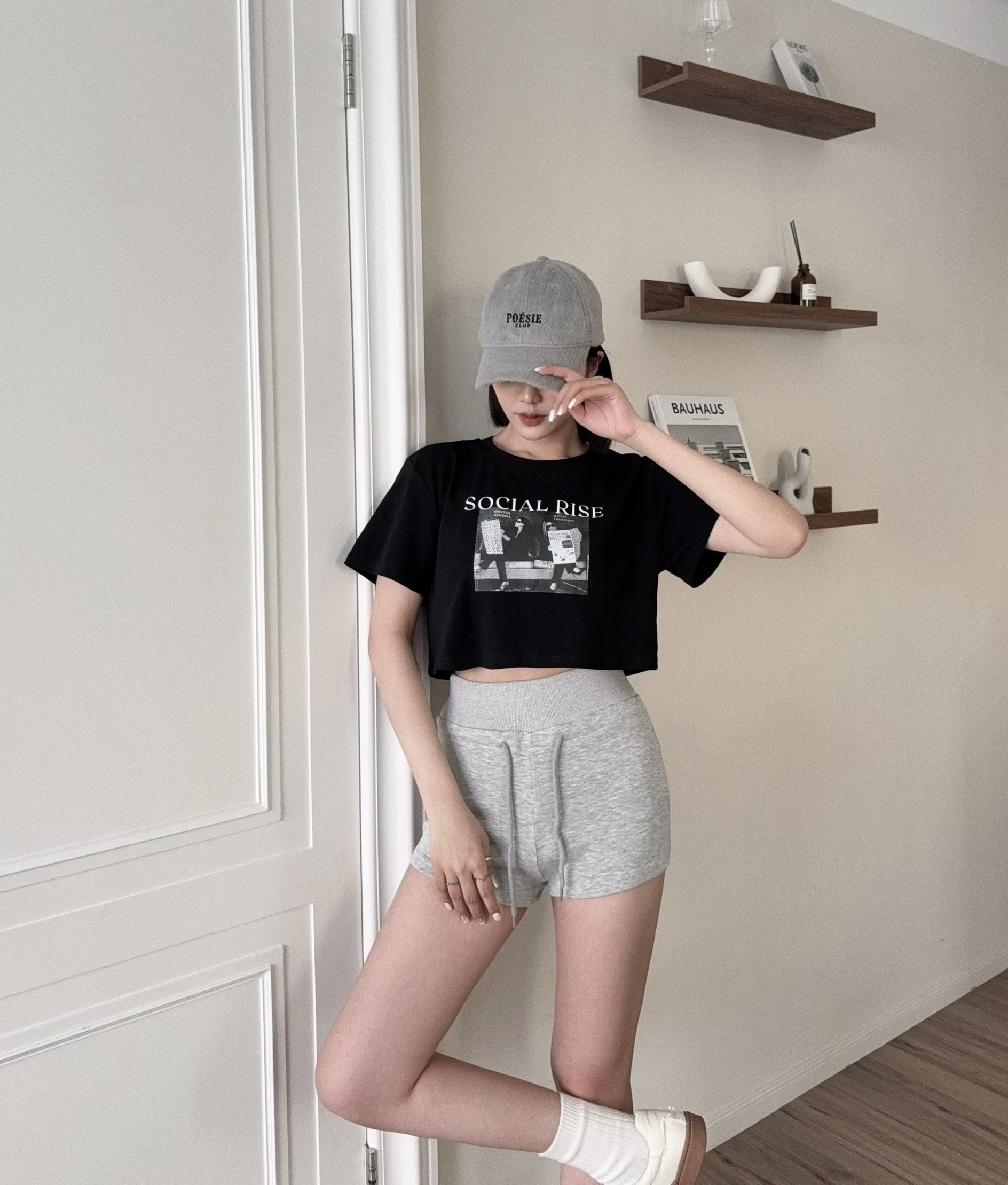 9933『選品』美式辣妹抽繩短褲 (4)