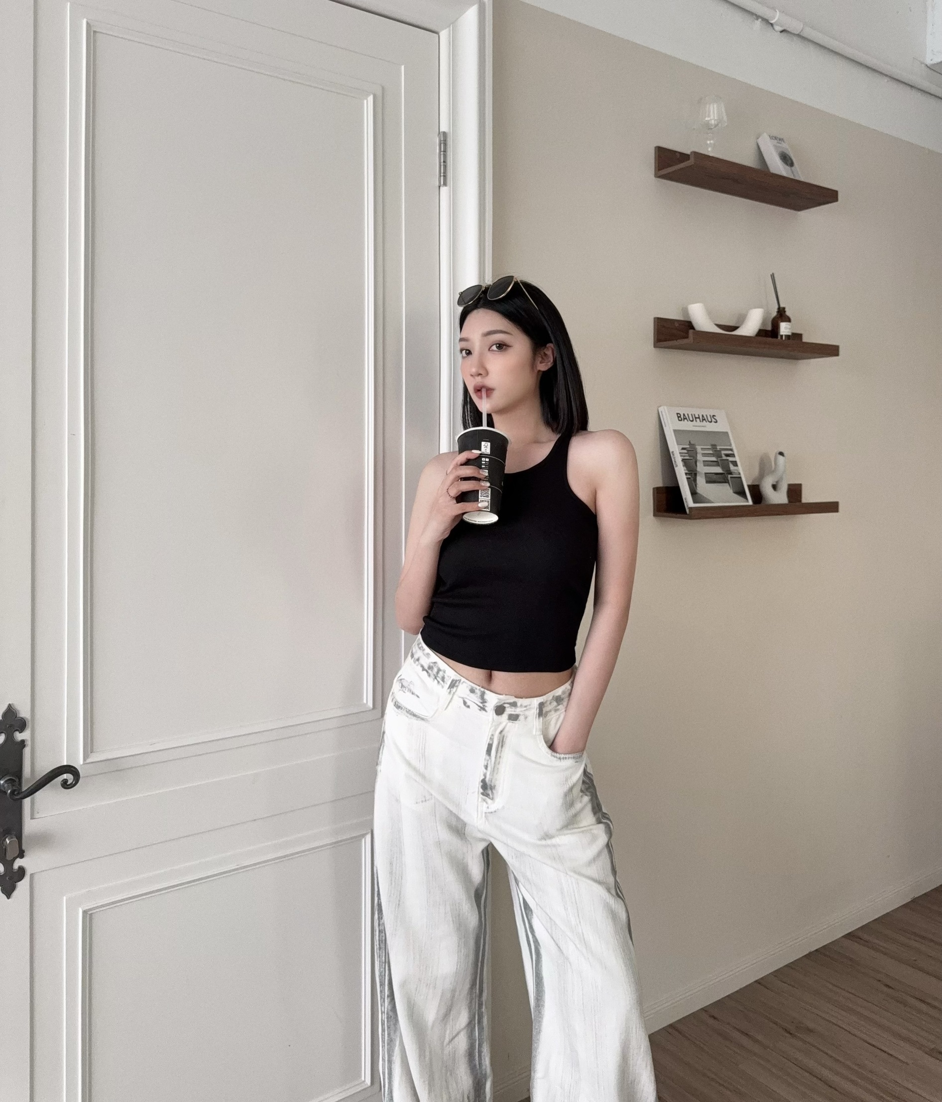 566『選品』春夏圓領挖肩背心 (3)