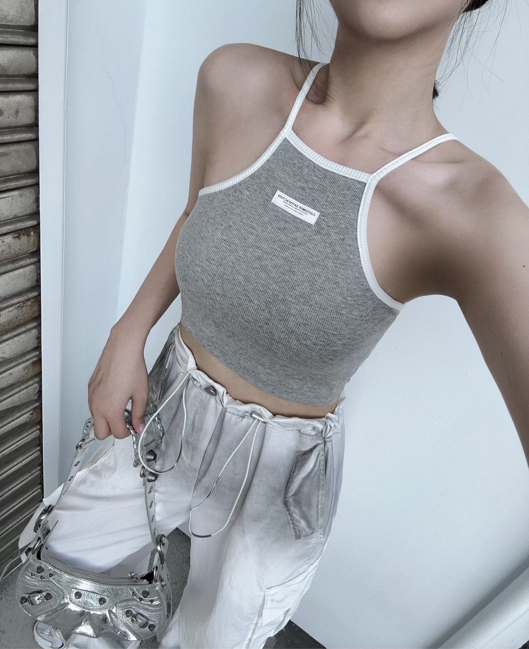 0010『訂製款』歐美字母標籤削肩背心 (2)