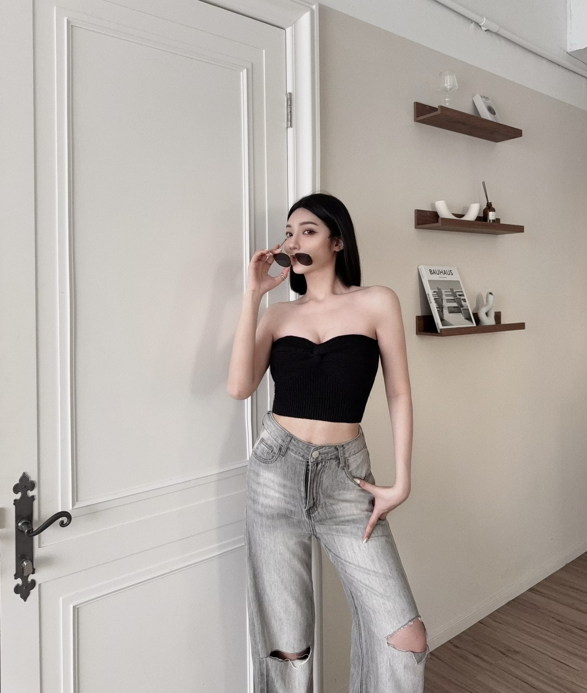 7018『訂製款』胸扭結針織短版背心