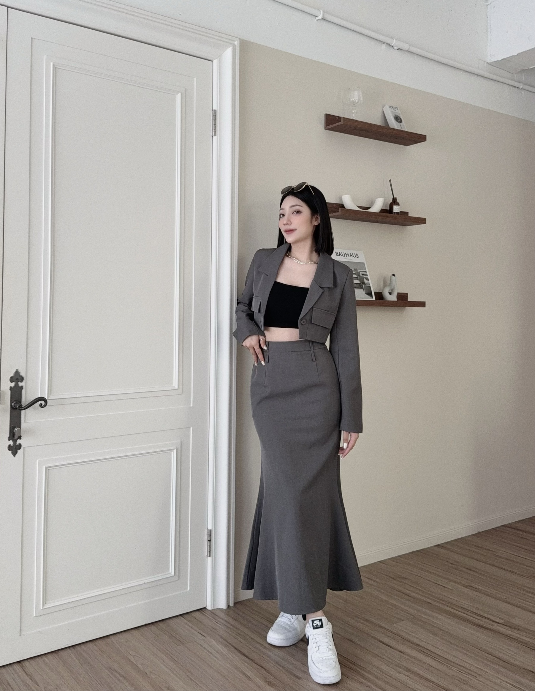 5467『訂製款』高級感雙口袋魚尾裙西裝SET (4)