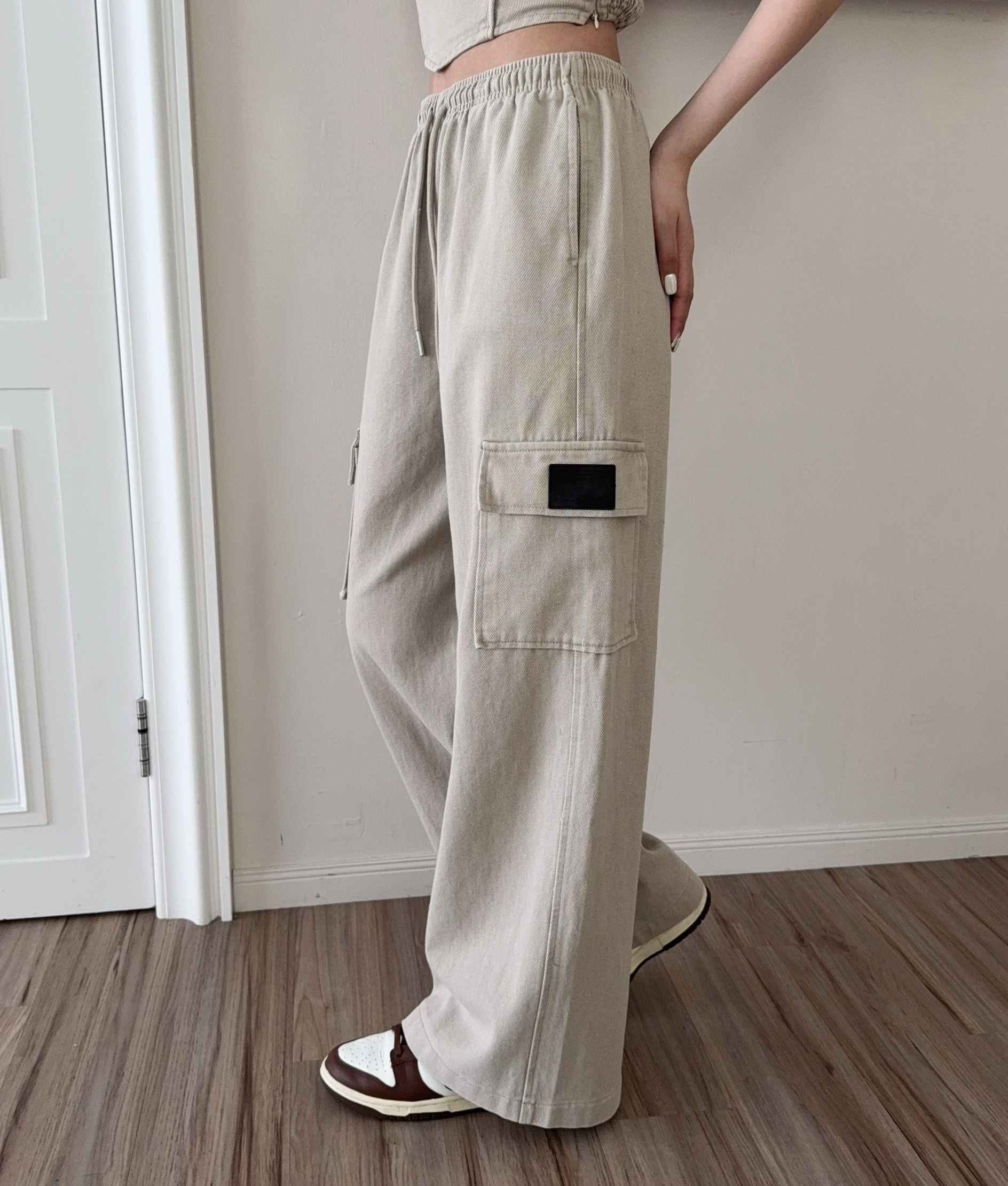 5475『訂製款』桃心領牛仔背心+工裝標籤長褲 (6)