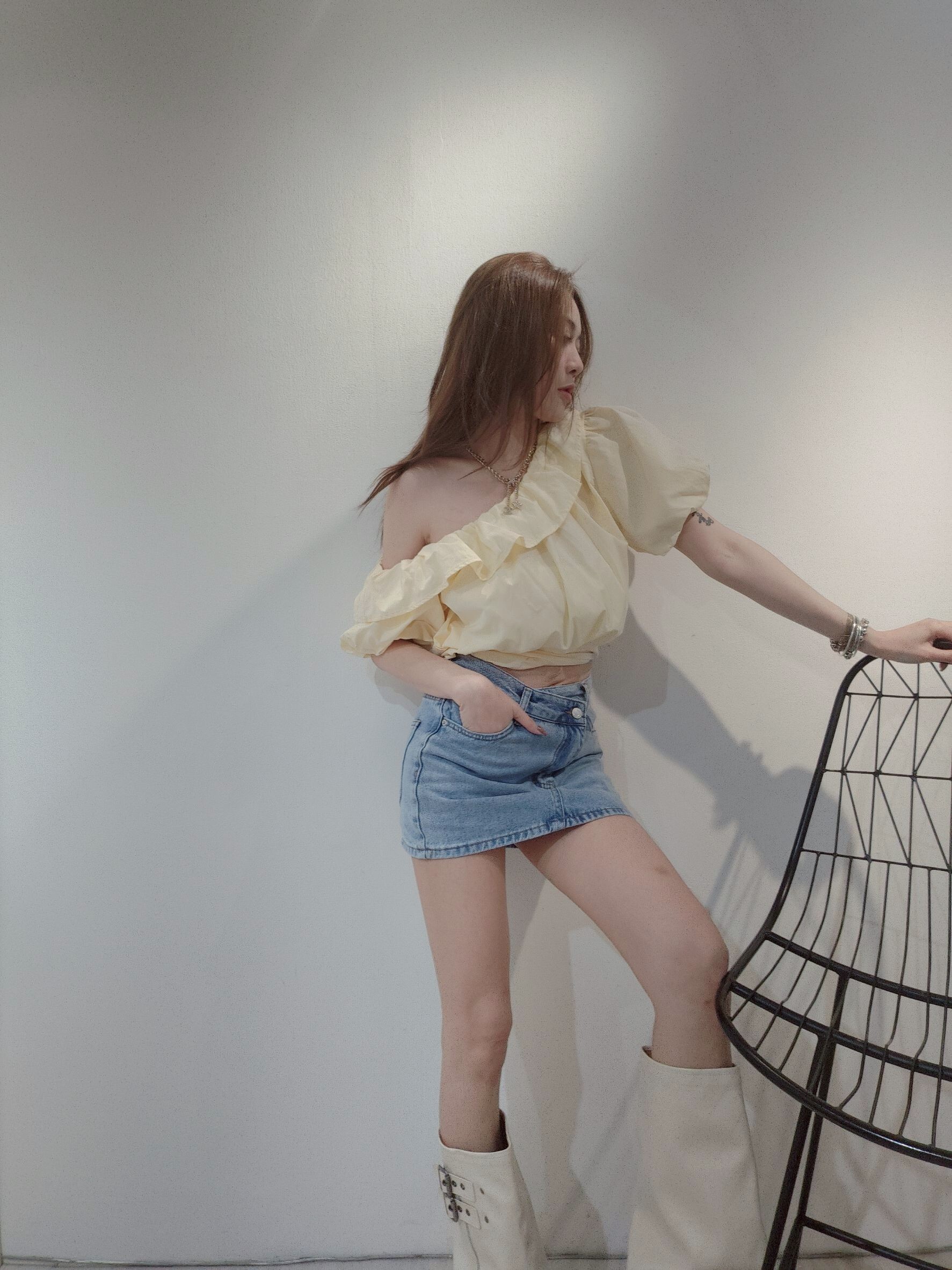 #582｜202504024｜🔍上衣系列斜口荷葉襯料上衣 (3)