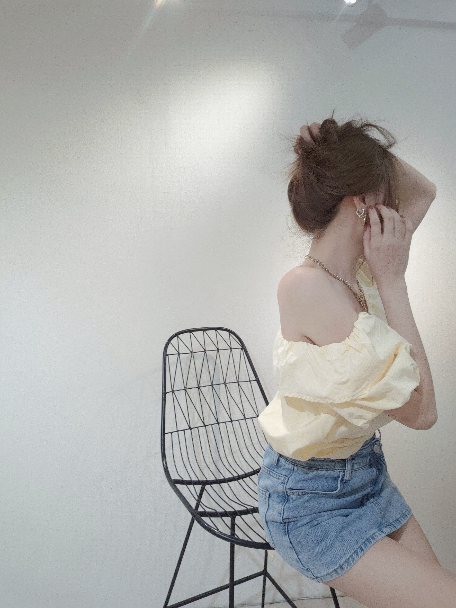 #582｜202504024｜🔍上衣系列斜口荷葉襯料上衣 (4)