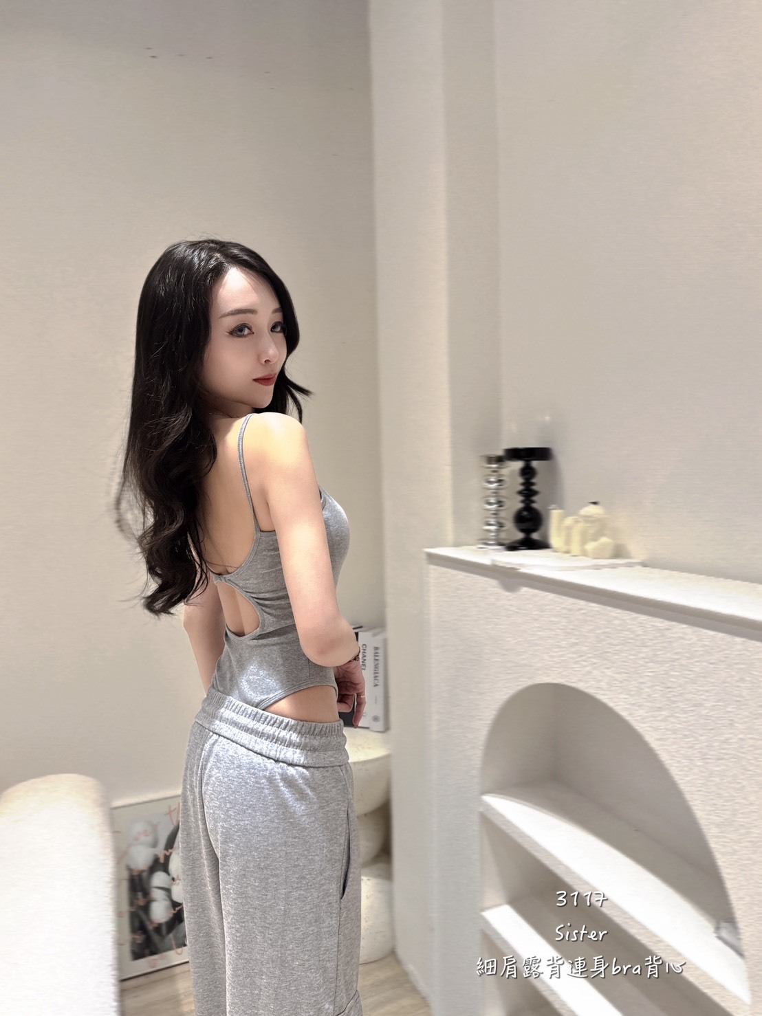 3117𝑺𝑰𝑺𝑻𝑬𝑹細肩露背連身bra背心 (2)