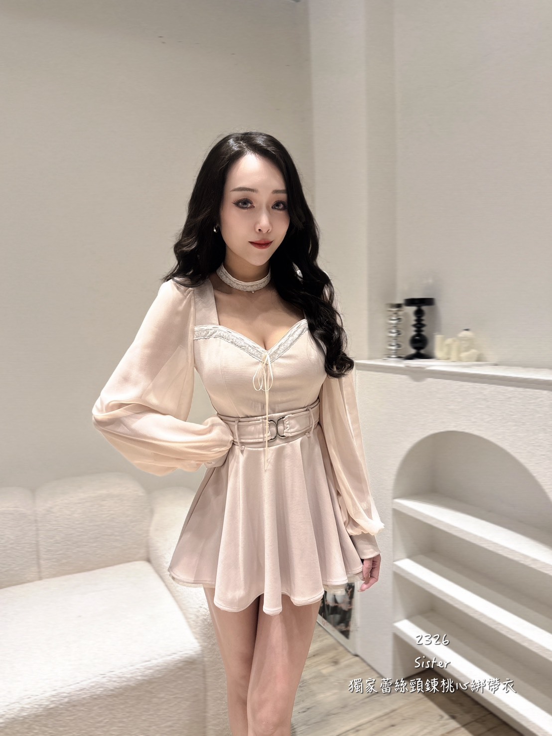 2326𝑺𝑰𝑺𝑻𝑬𝑹獨家蕾絲頸鍊桃心綁衣 (2)