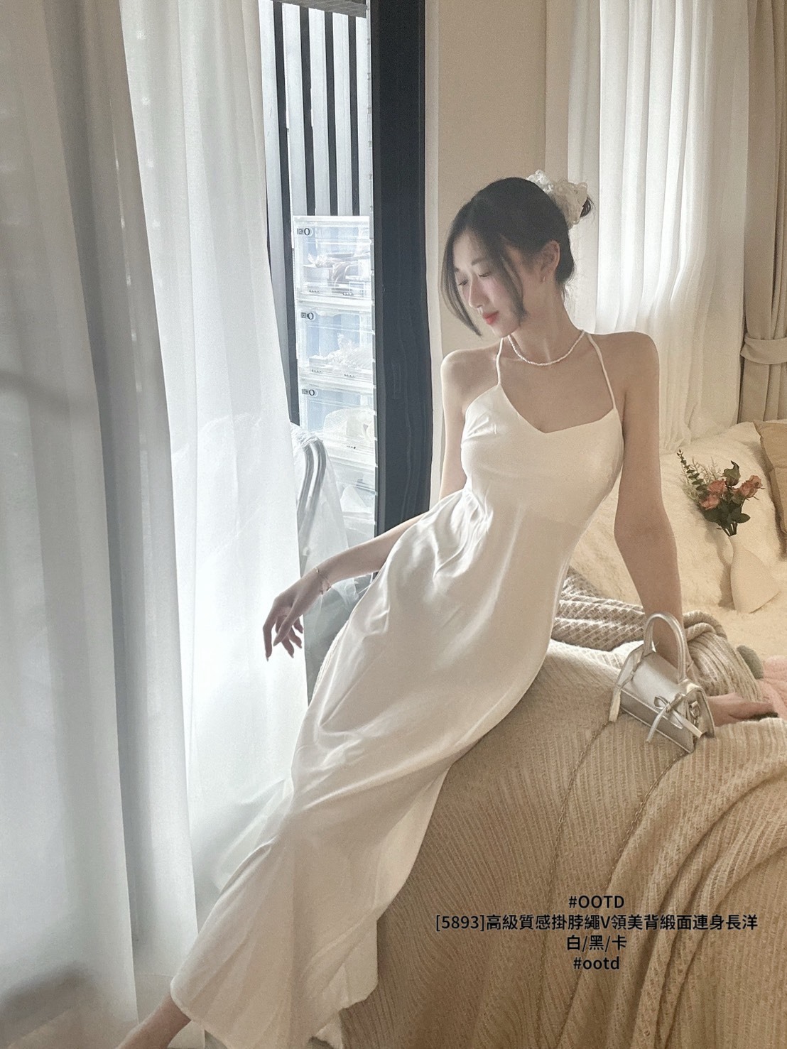 [5893]高級質感掛脖繩V領美背緞面連身長洋 (2)