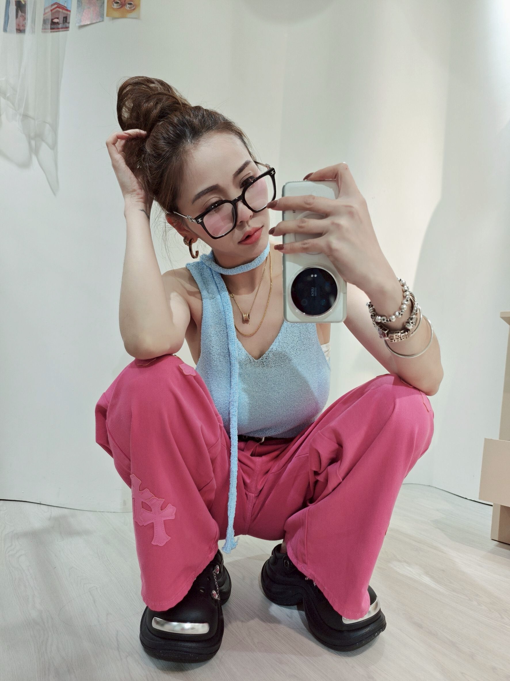 8152 20250502｜🔍短裙系列高彩度針織背心附飄帶 (3)