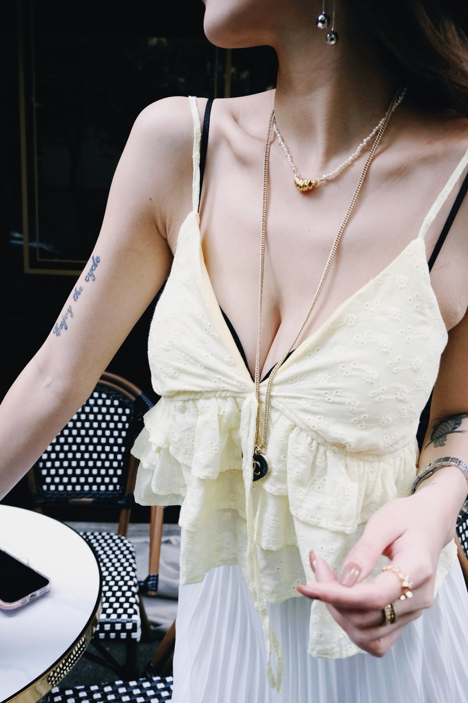 862 ｜20250504｜🔍上衣系列細肩罩杯布蕾絲