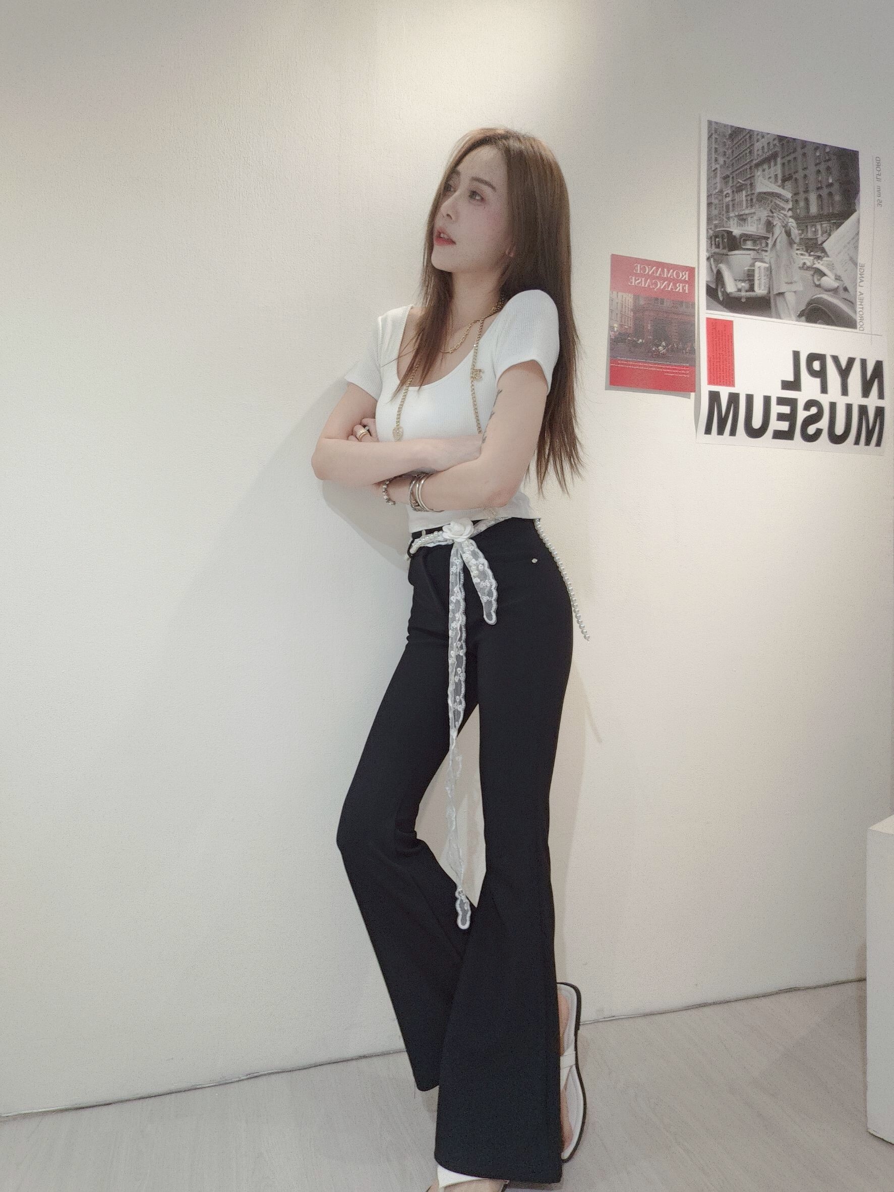 99288｜20250504｜🔍褲子系列西裝料喇叭褲，附腰帶 (2)