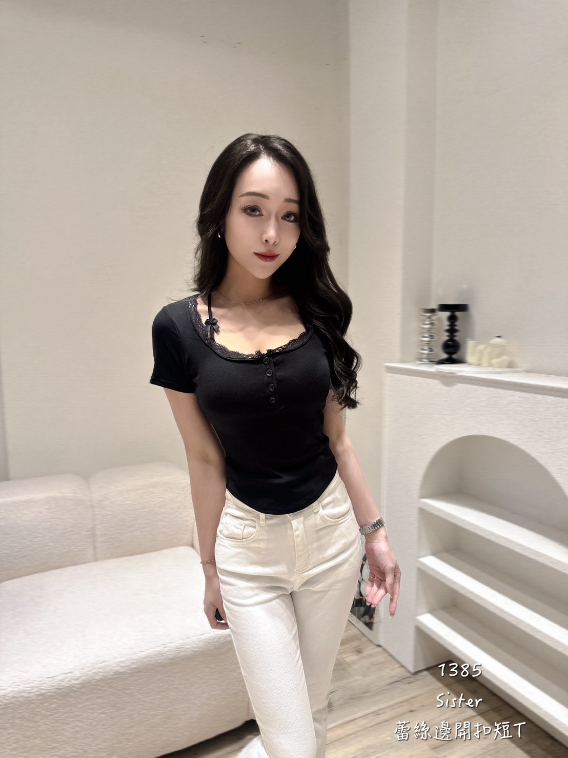 1385蕾絲邊開扣短T (3)