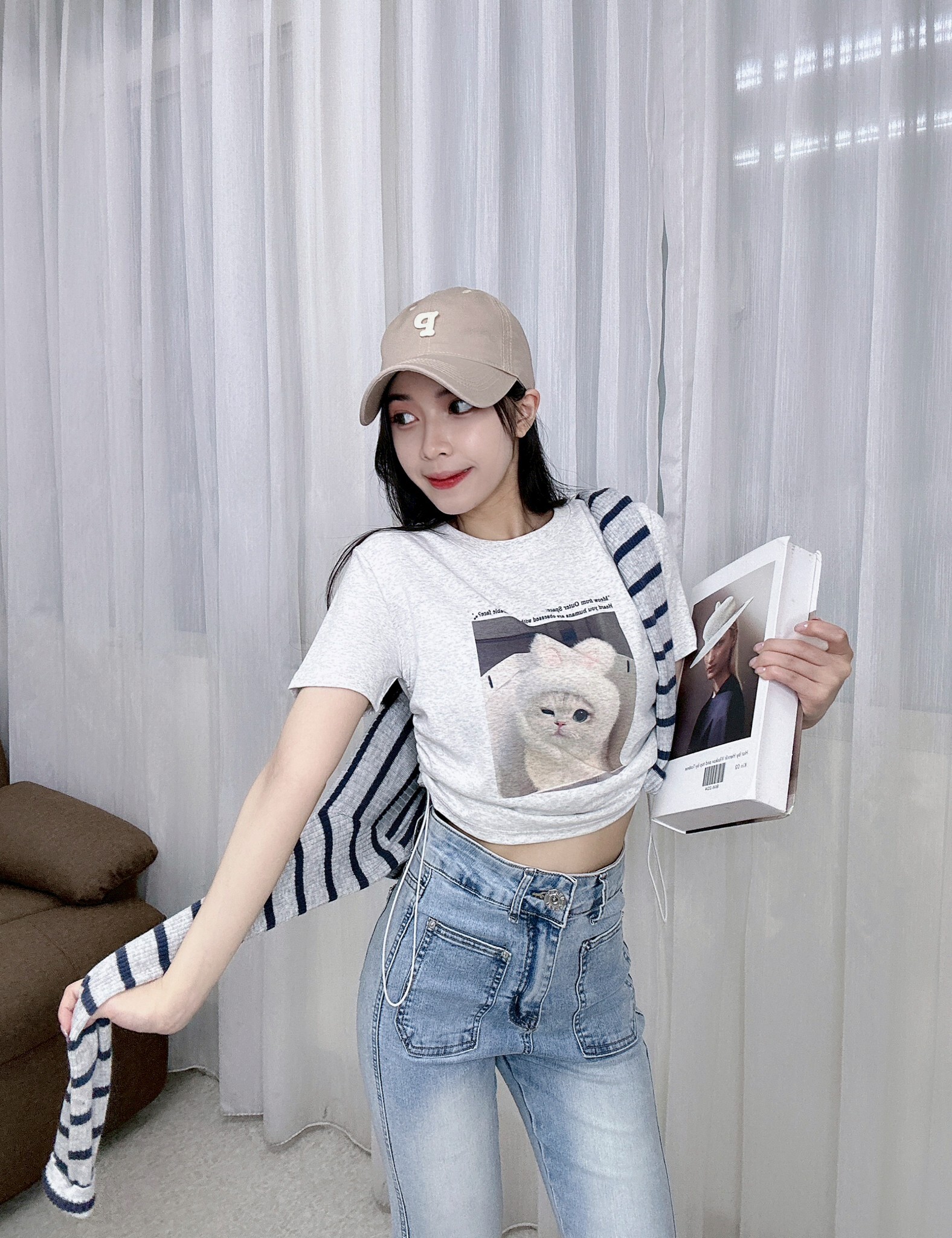 2238側抽繩貓咪圖Tee (2)