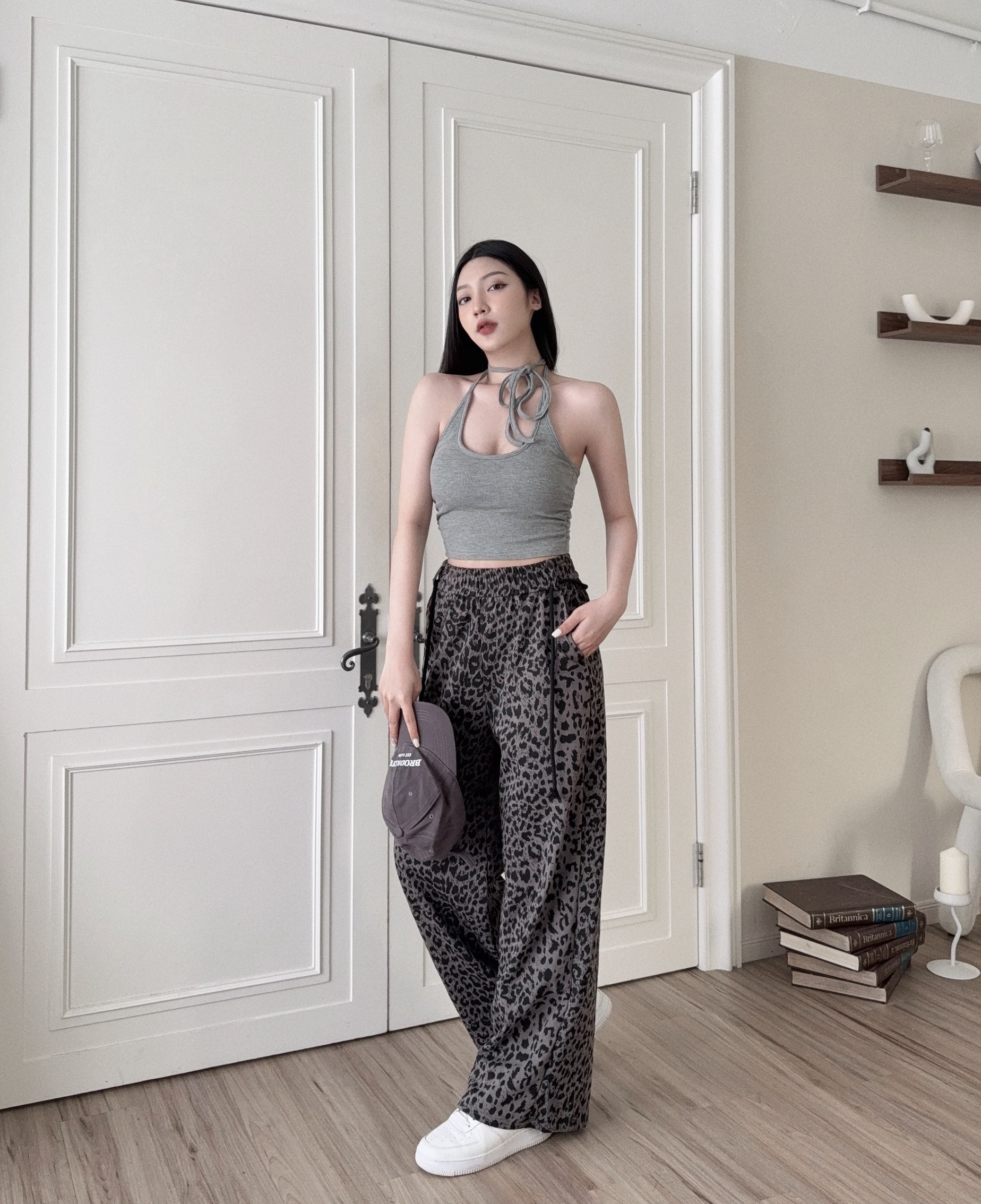 2390『選品』復古抽繩豹紋寬褲 (2)