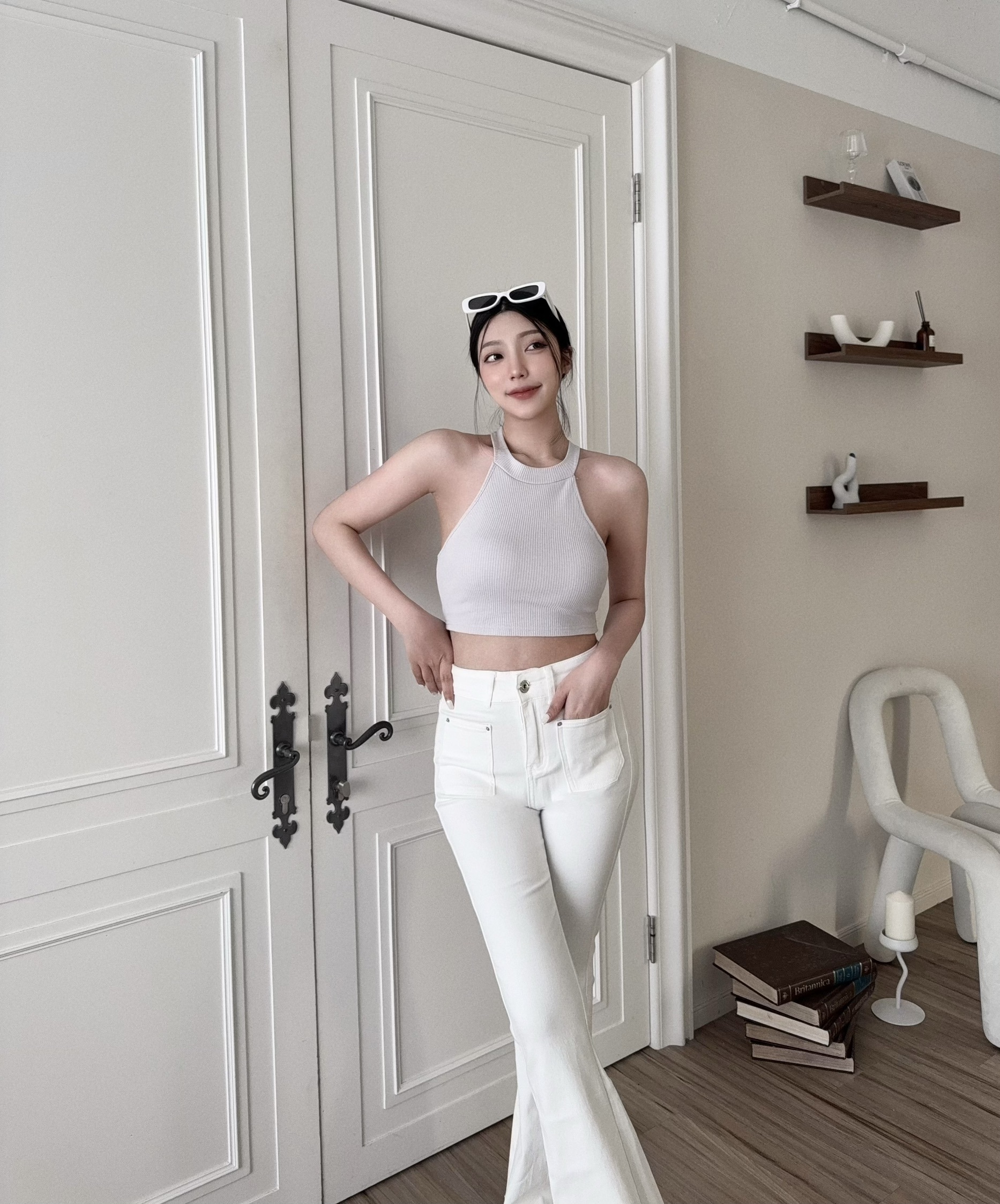 0116『訂製款』顯瘦百搭圓領削肩短版背心 (5)