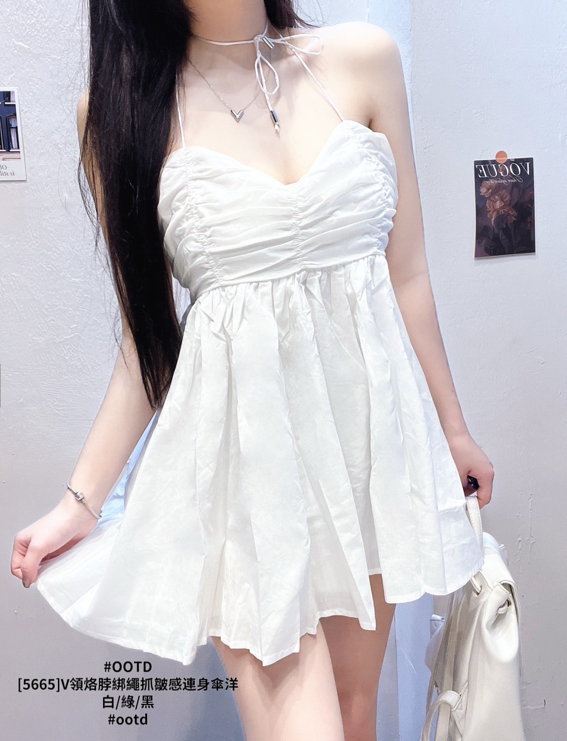 [5665]V領烙脖綁繩抓皺感連身傘洋 (2)