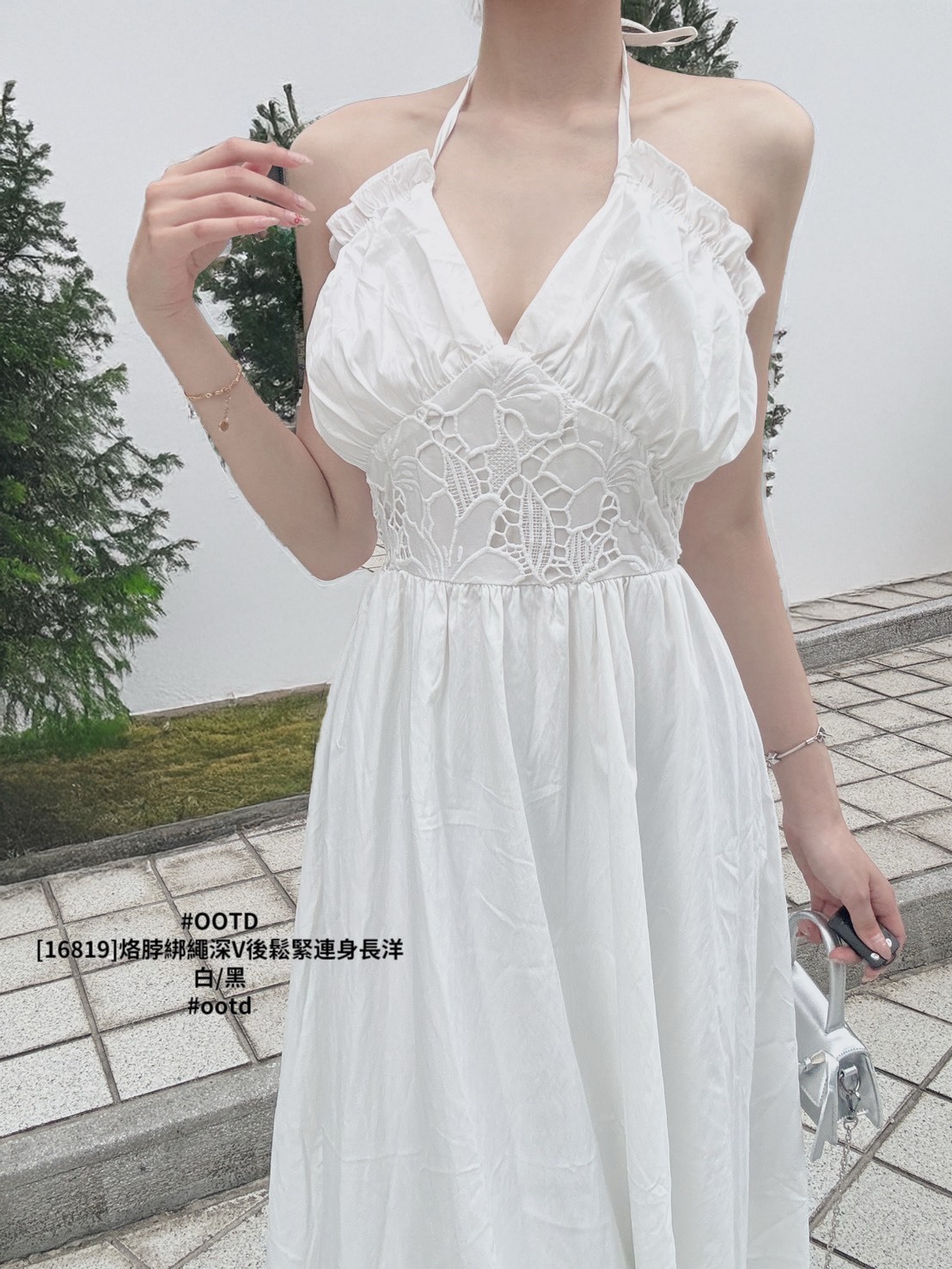 [16819]烙脖綁繩深V後鬆緊連身長洋 (2)