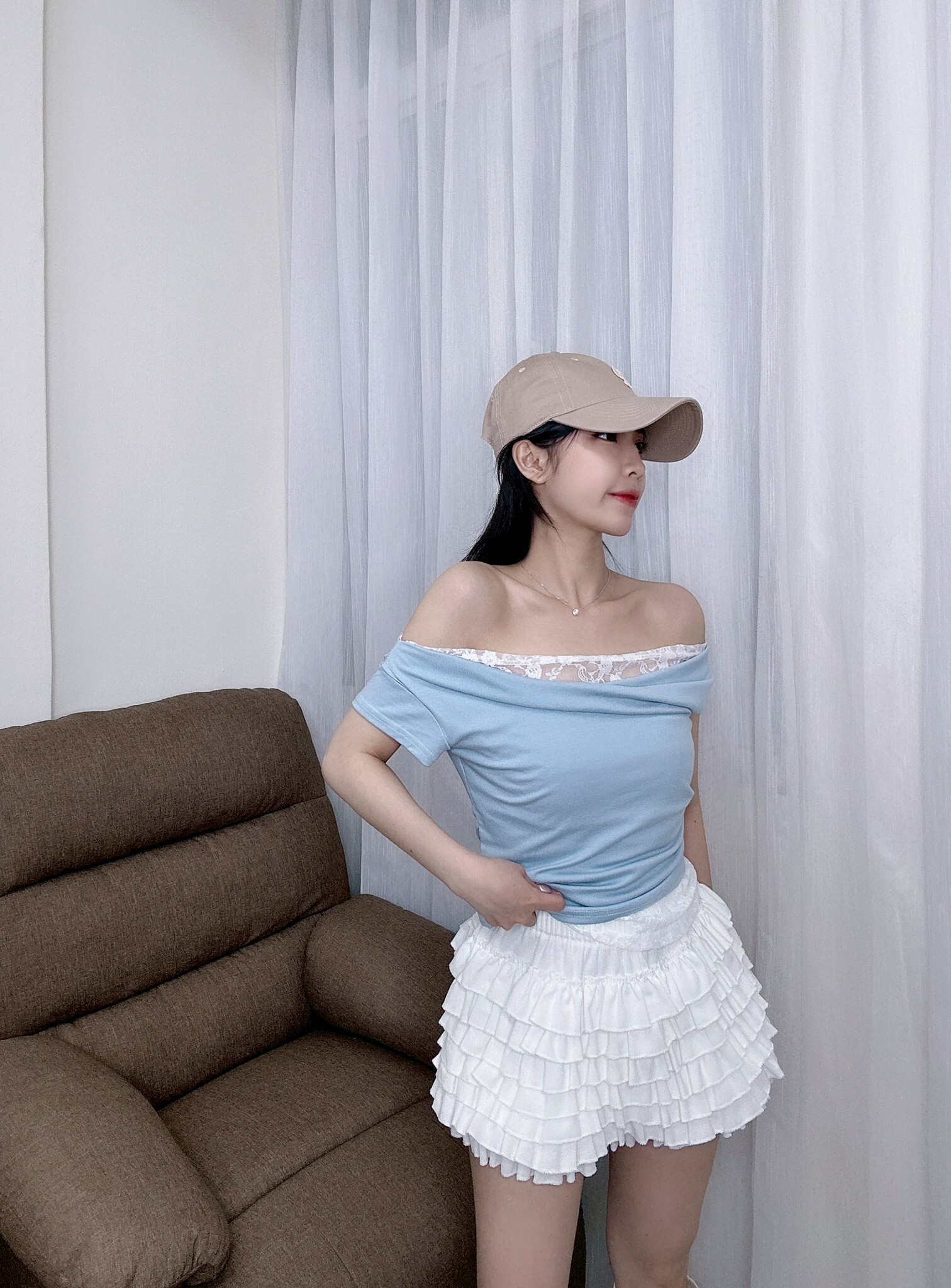 73193拼接蕾絲上衣