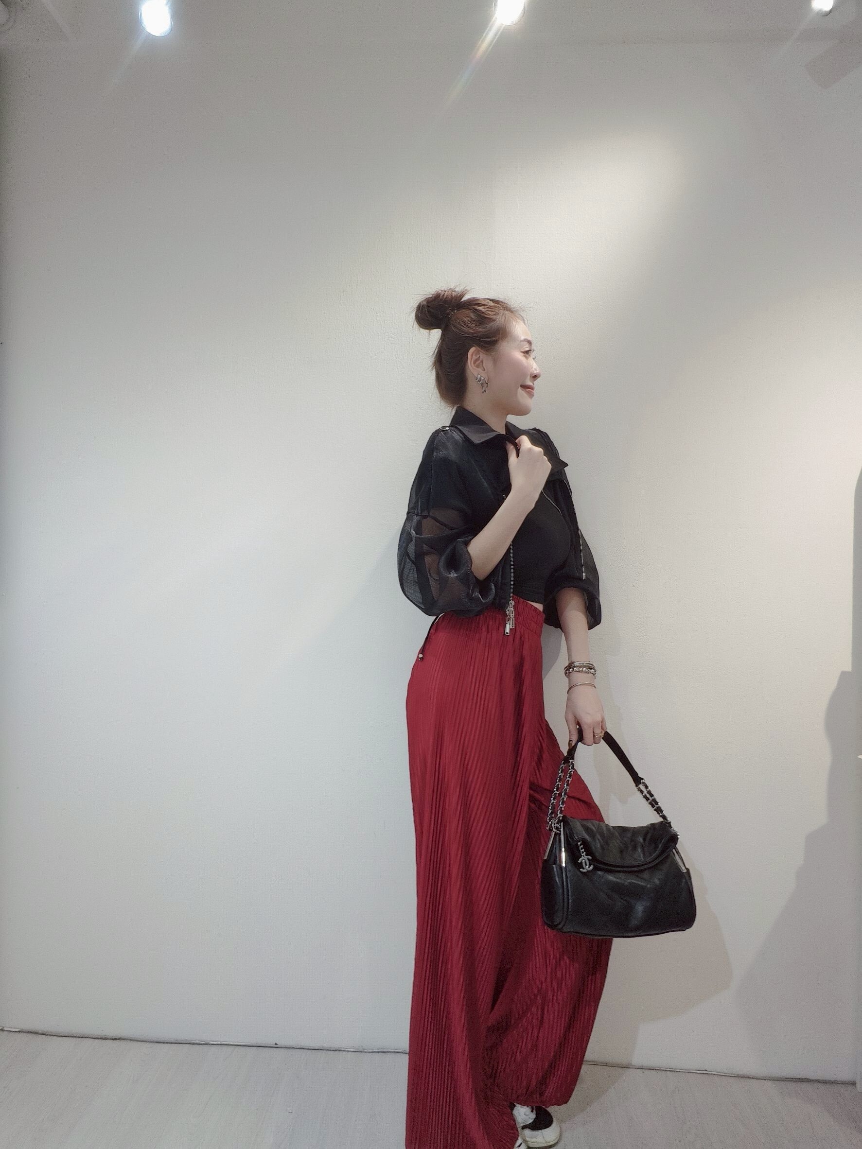 ｜20250524｜🔍褲子系列#23033三宅壓褶醋酸料寬褲 (4)