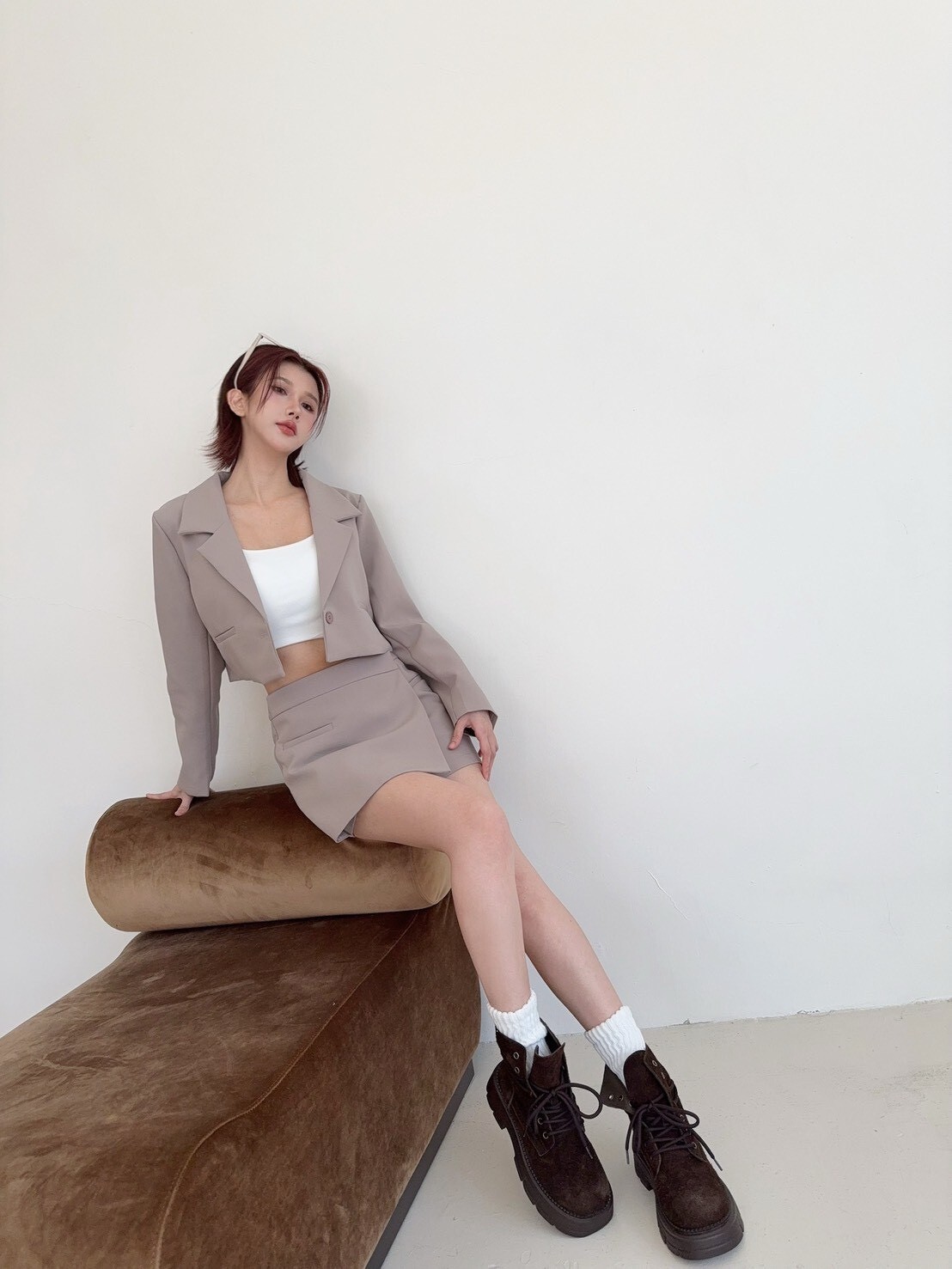 7531 訂製款-高質感西裝不規則褲裙+短版外SET (4)