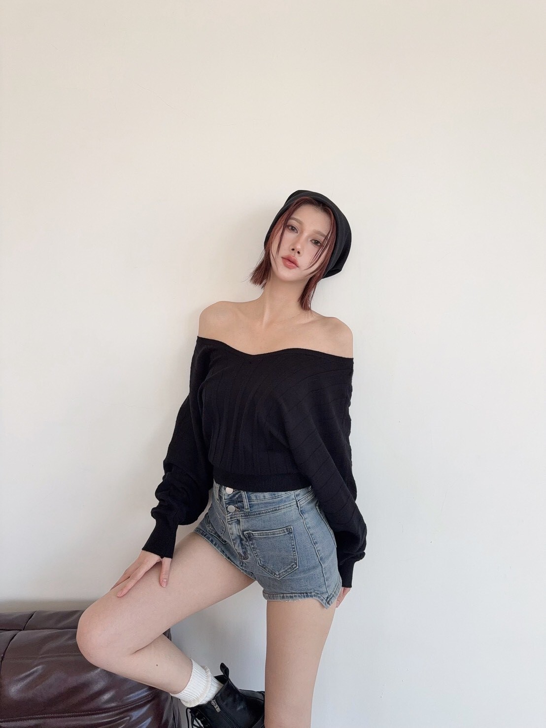 6005 日常款坑條V領泡泡袖針織上衣 (3)